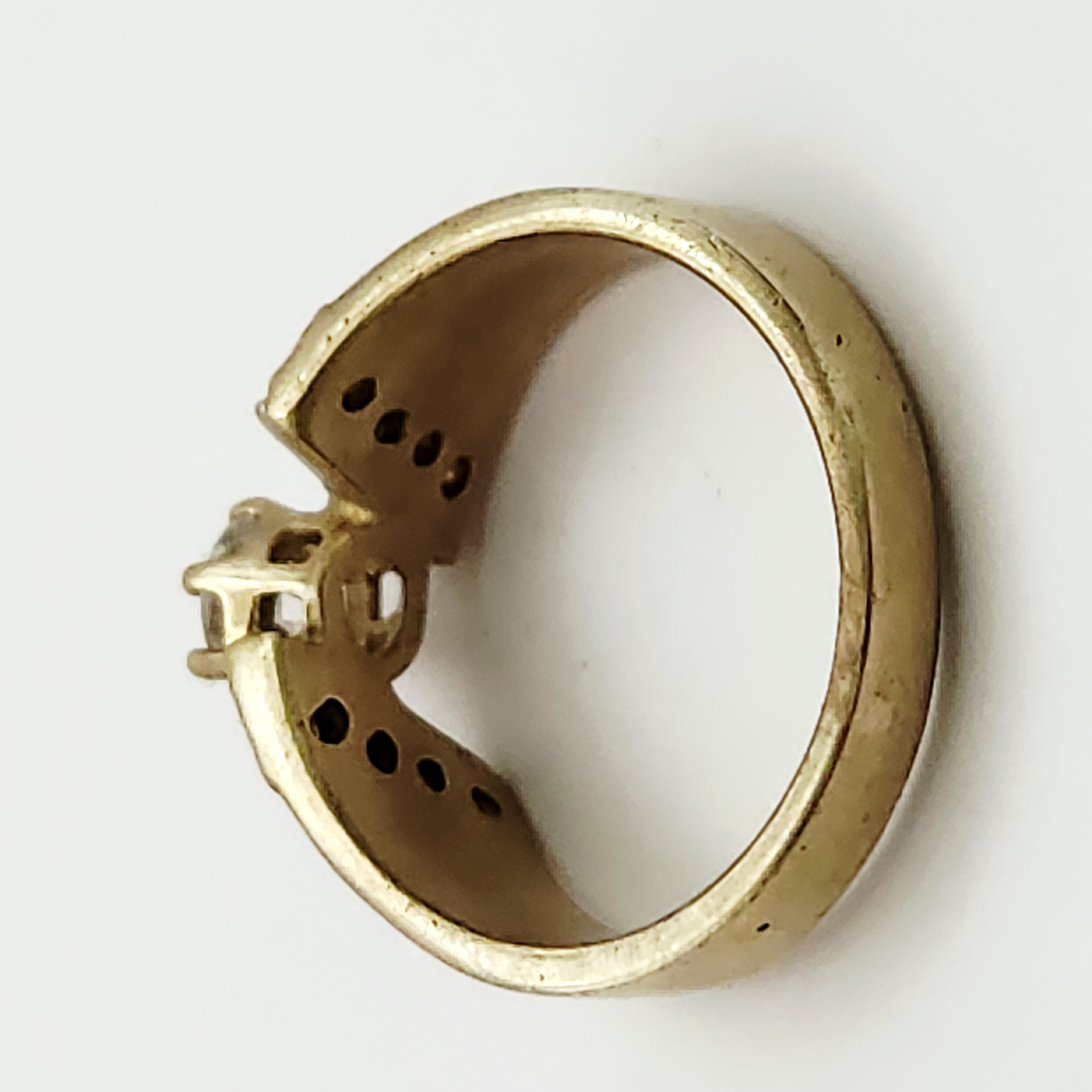 14K Gold Bypass CZ Ring 3.6 Grams