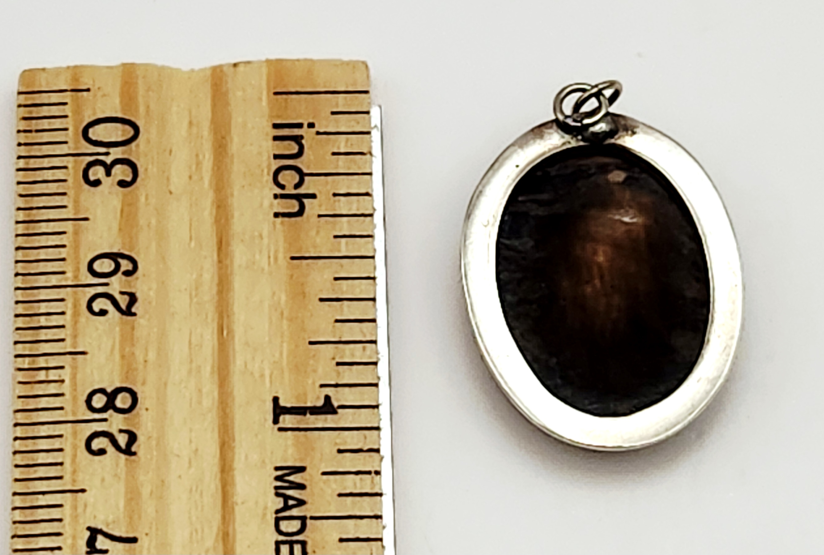 Mother-of-Pearl Cameo Pendant