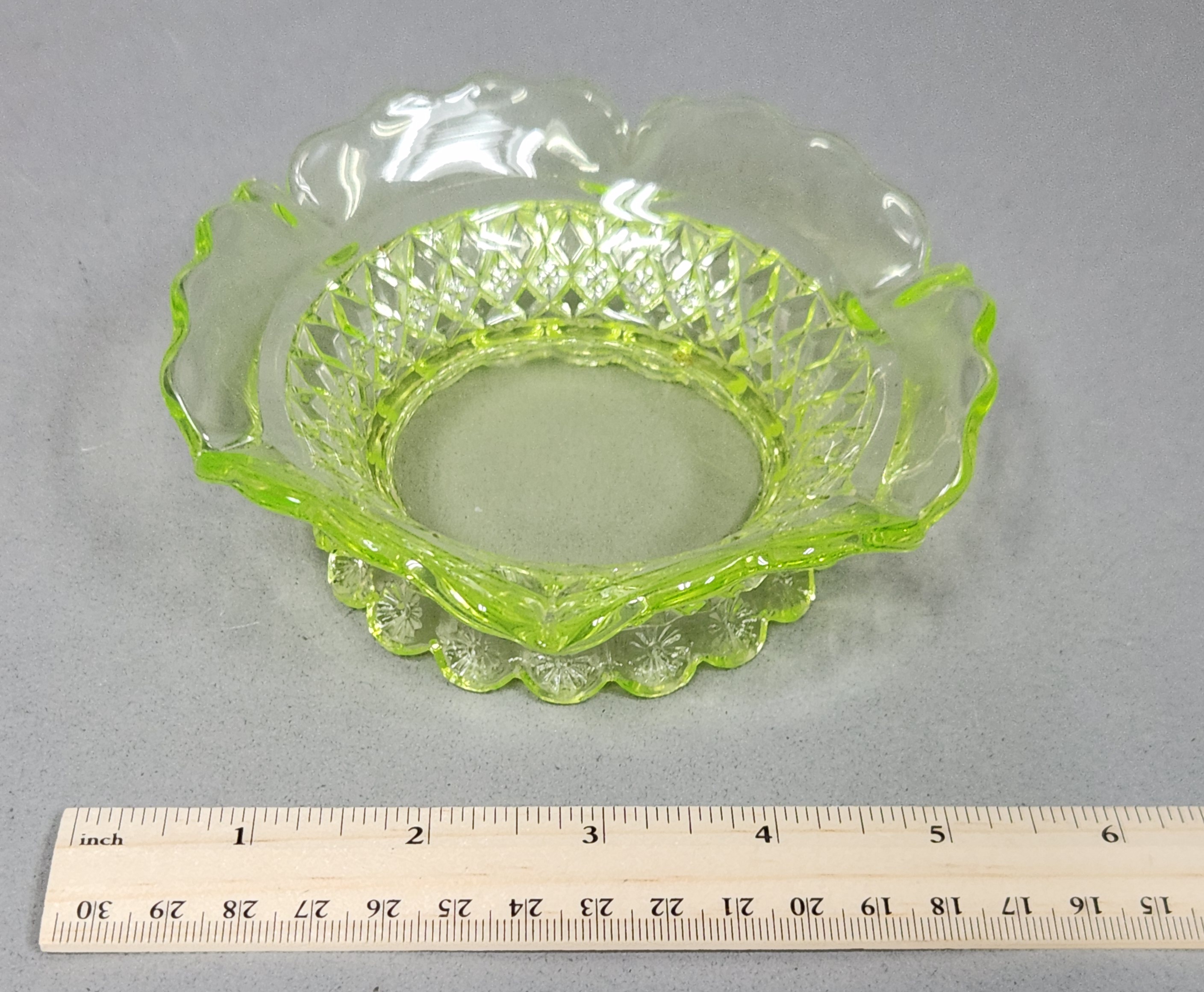 Riverside Glass Works Petticoat Vaseline Bowl