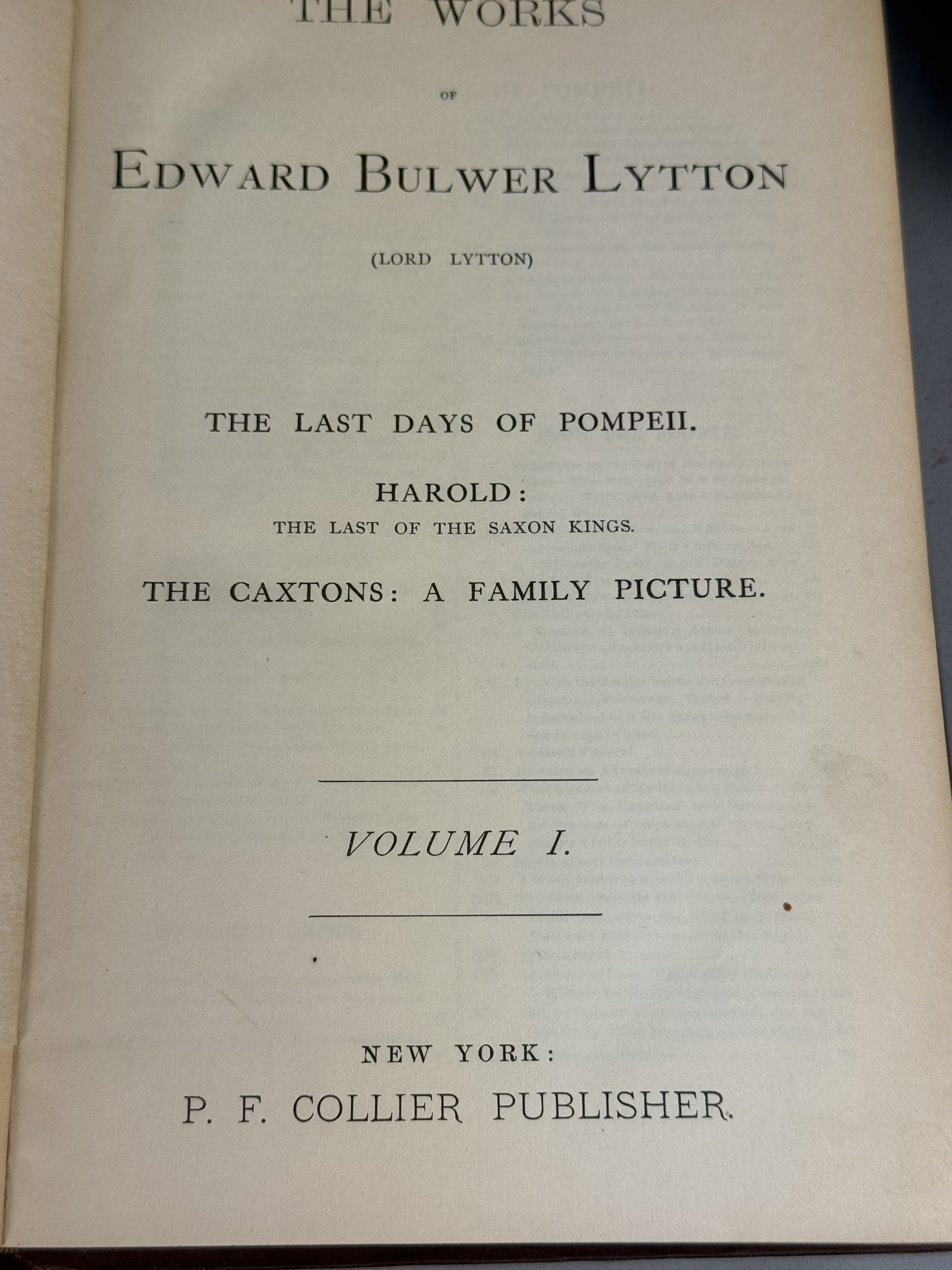 Bulwer Lytton Bulwer's Works Collier Set