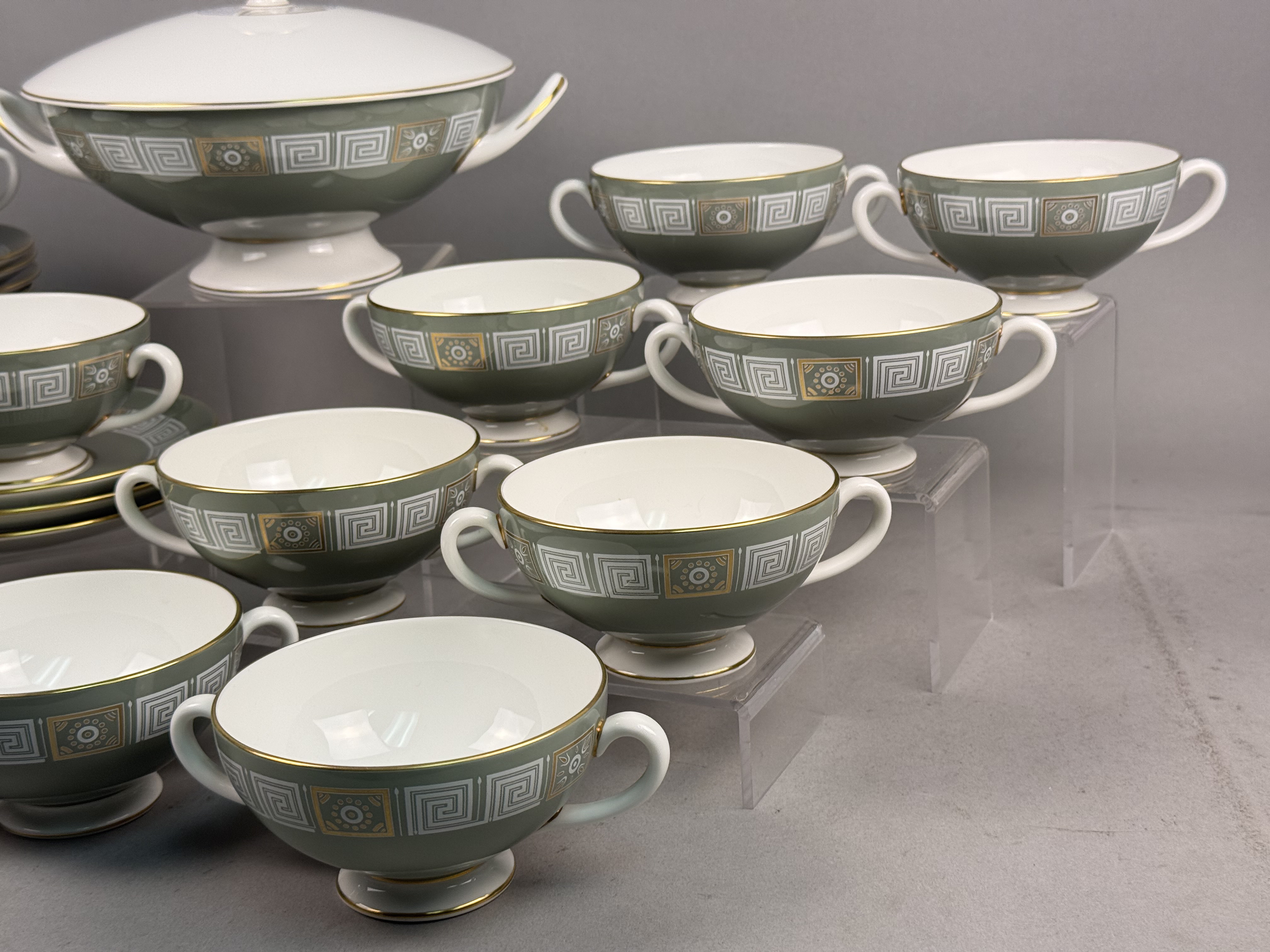 Wedgwood Asia Bone China Service