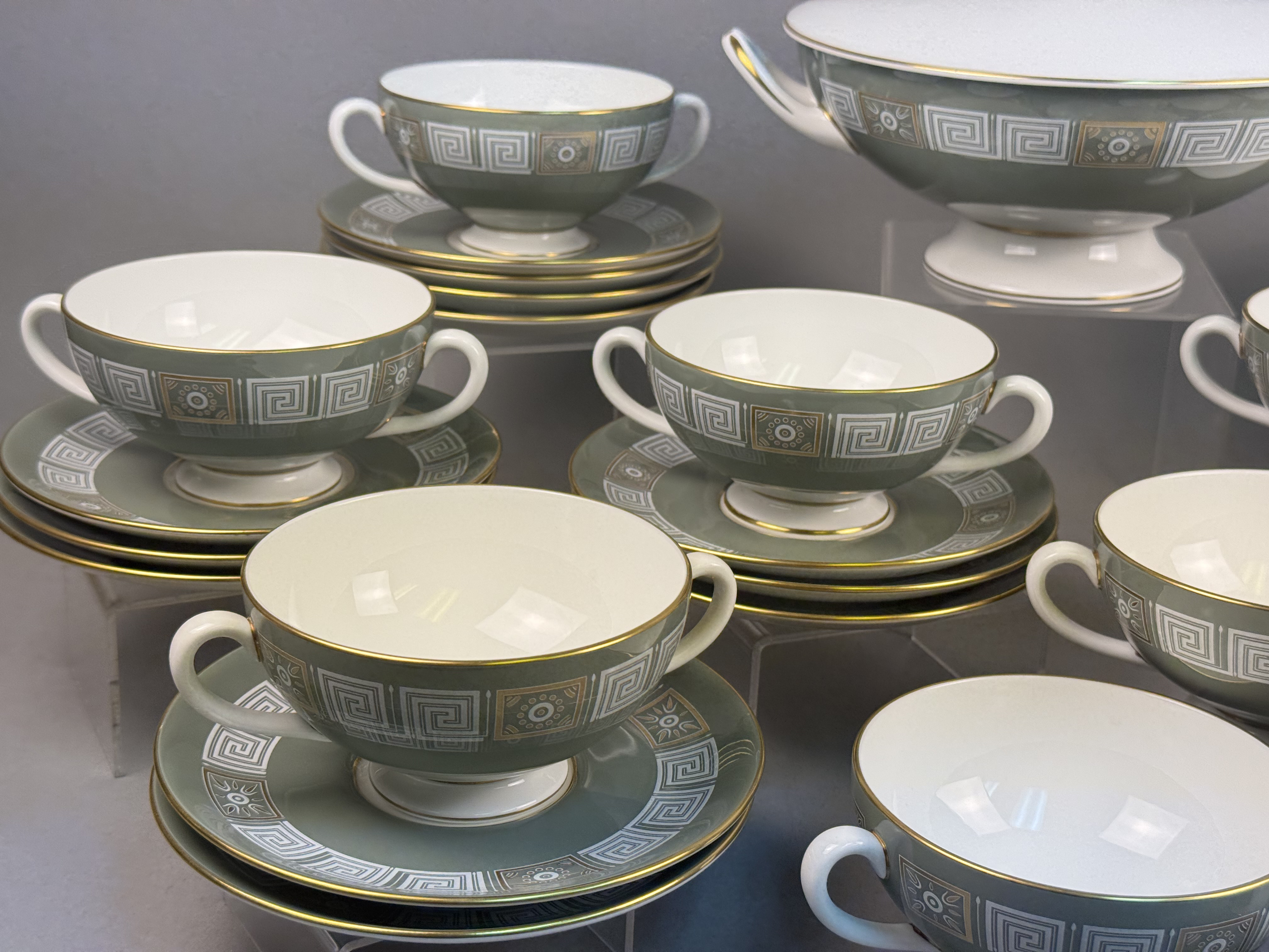 Wedgwood Asia Bone China Service