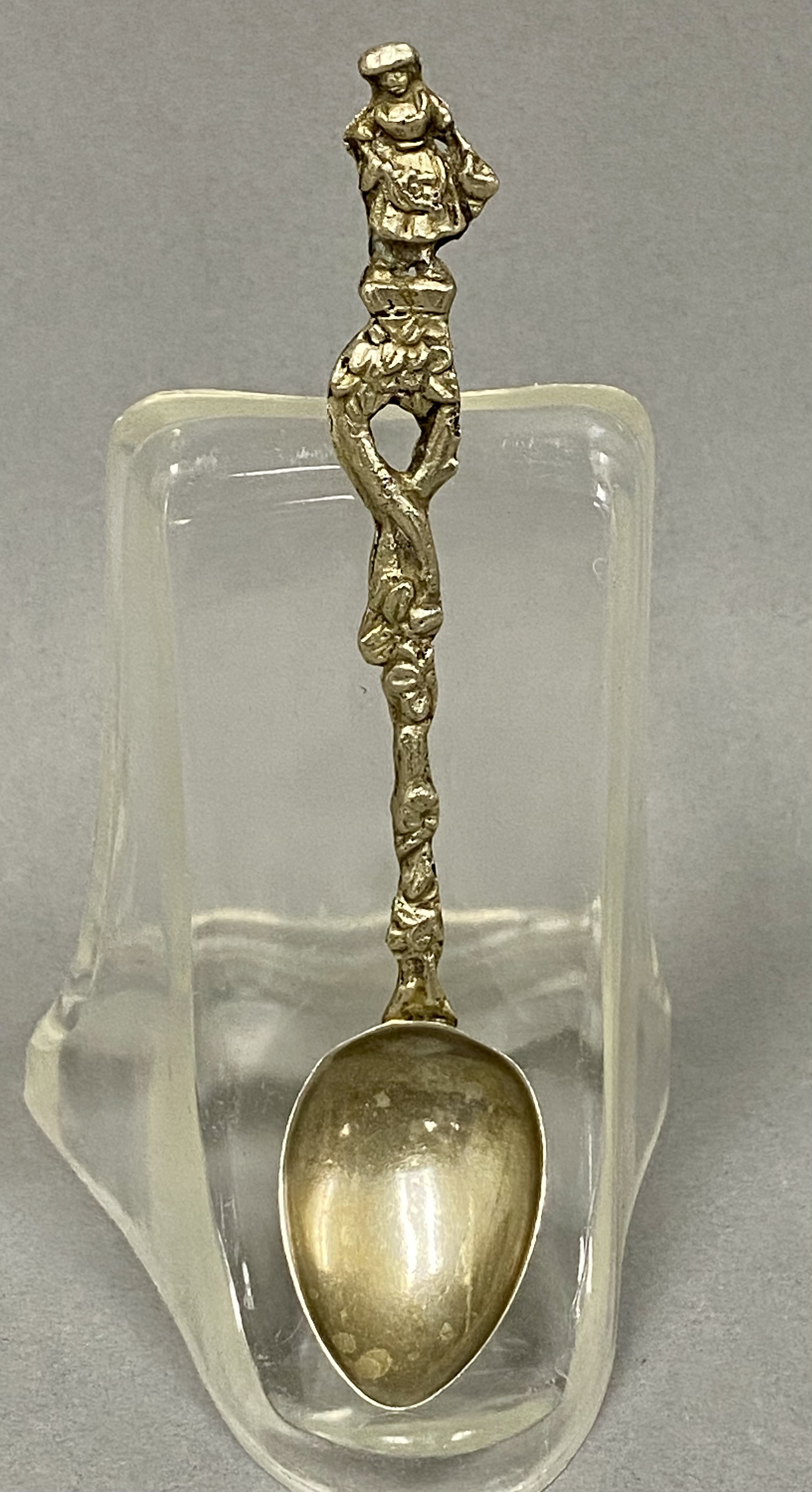 Collection of 17 Silverplated Flatware Pieces