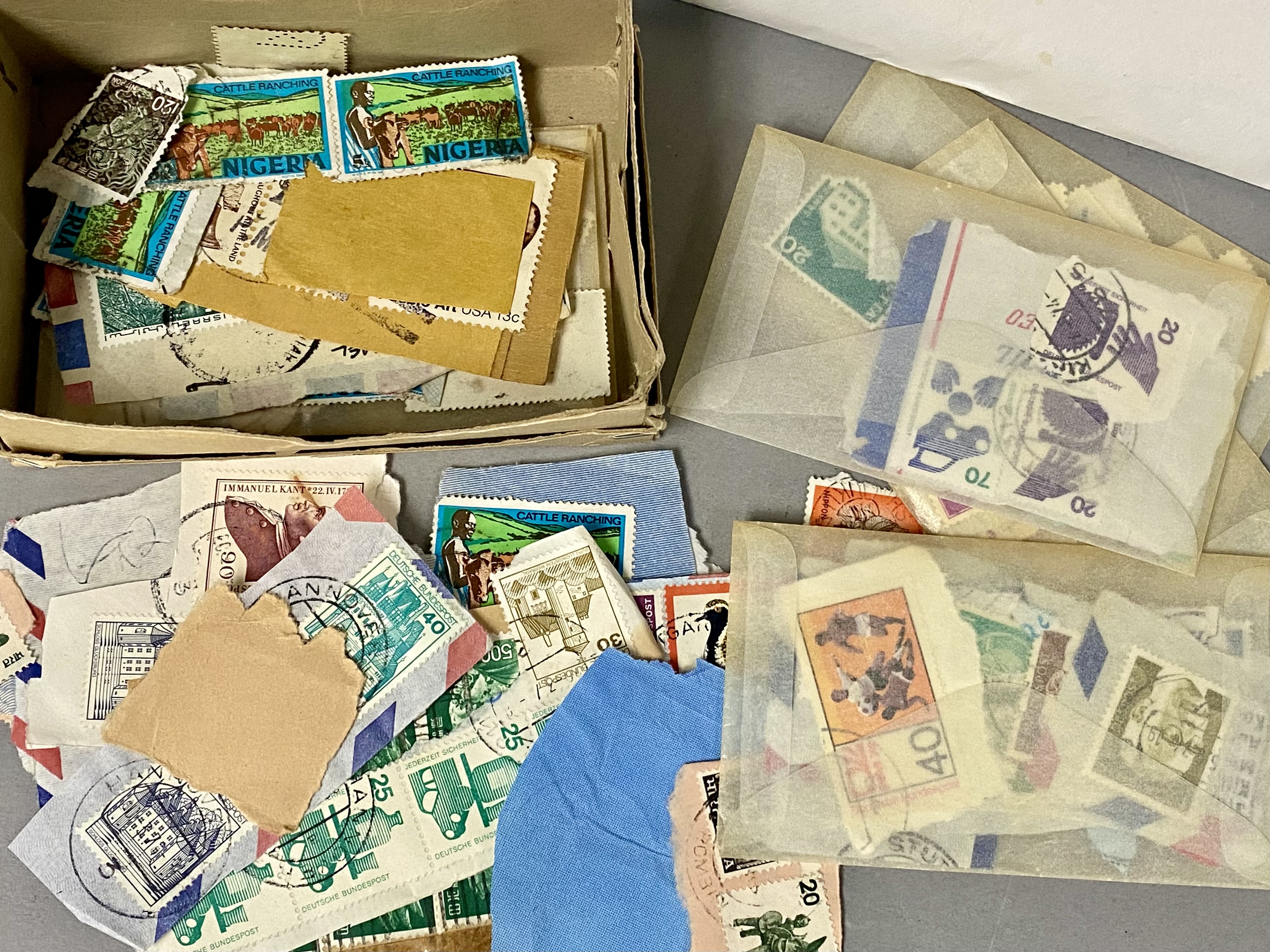 Worldwide 1986-1999 Stamp Accumulation, Used