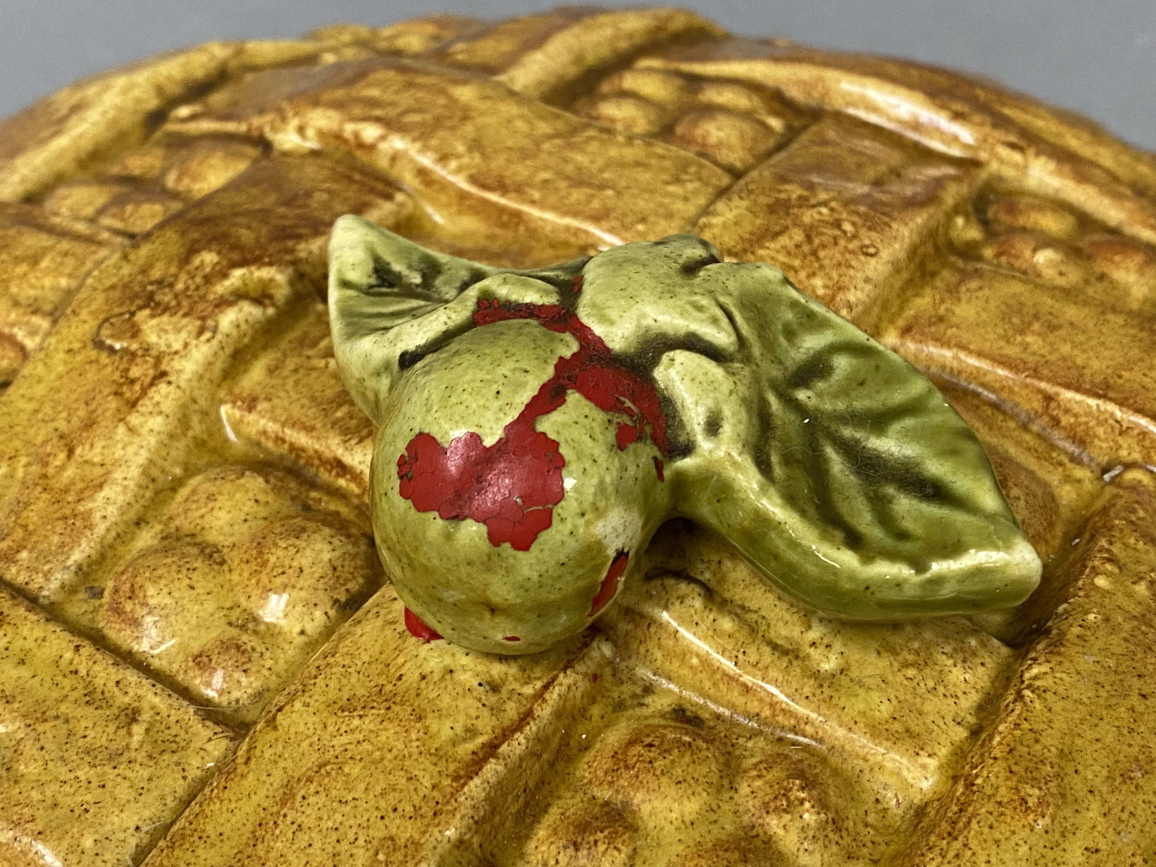 NAC Ceramic Lattice Pie Dish