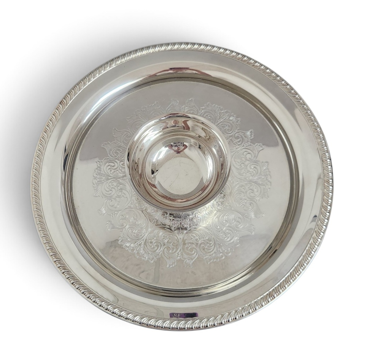 Wm. Rogers Silverplate Chip Dip Platter
