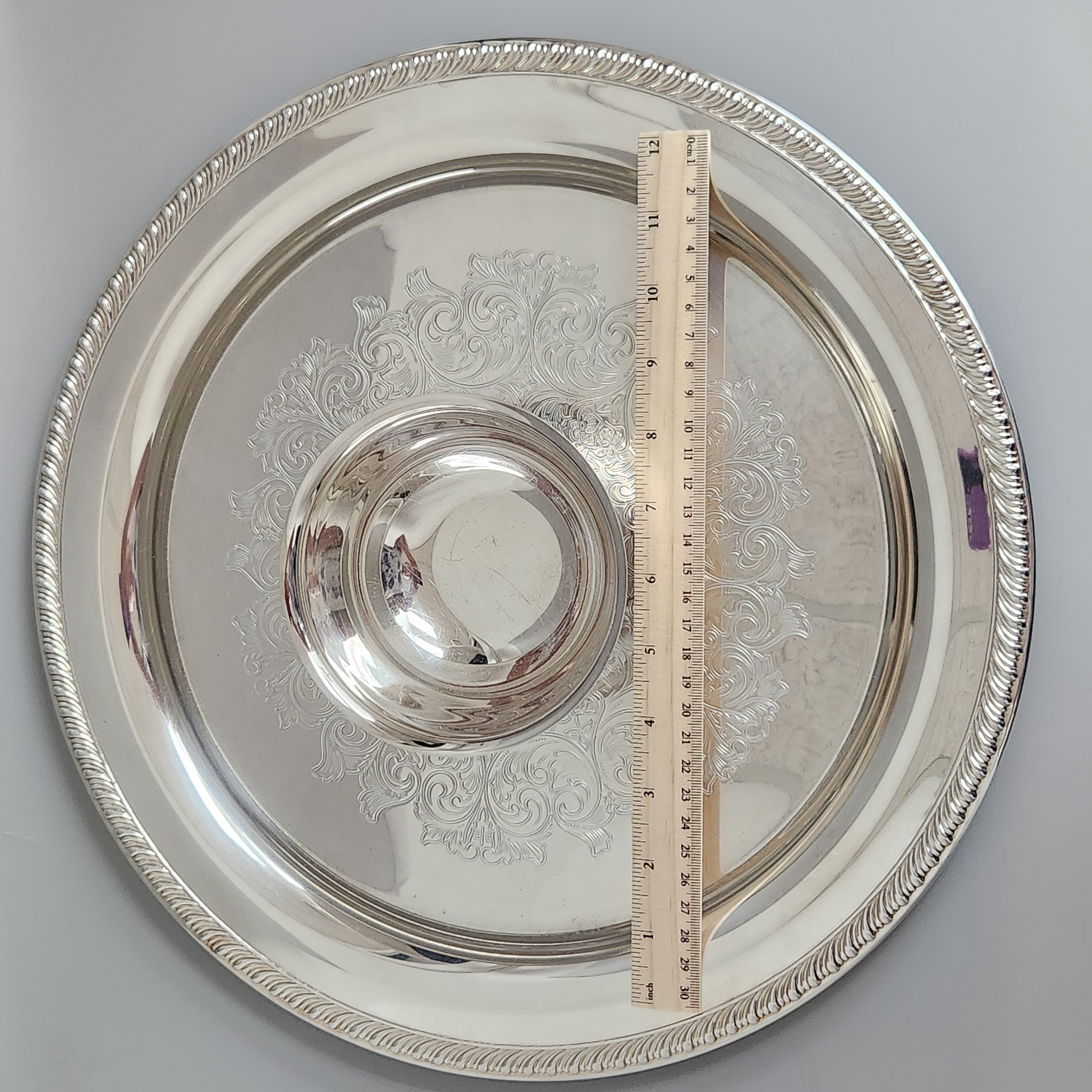 Wm. Rogers Silverplate Chip Dip Platter