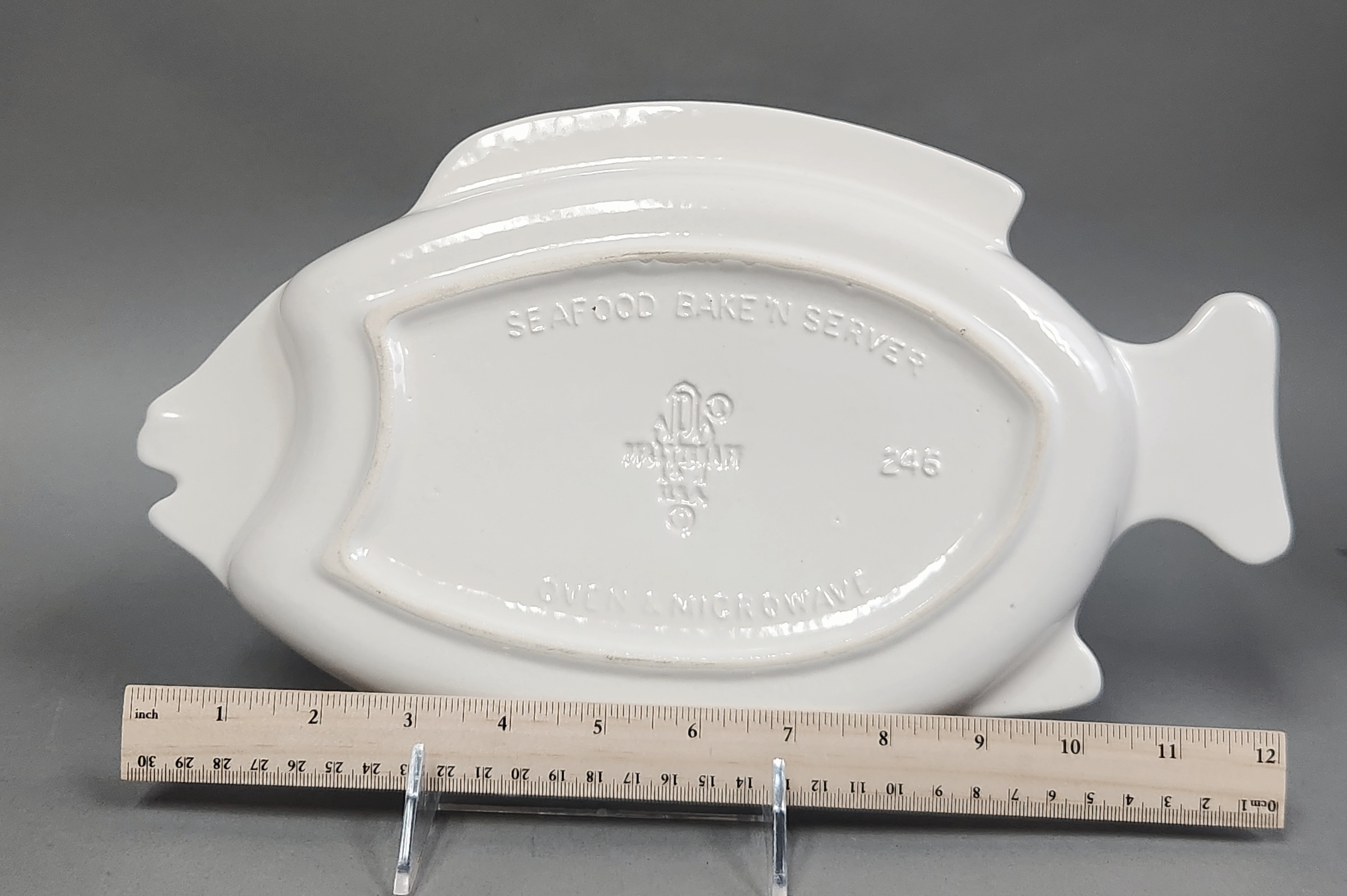 Ceramic Servers Including Spode