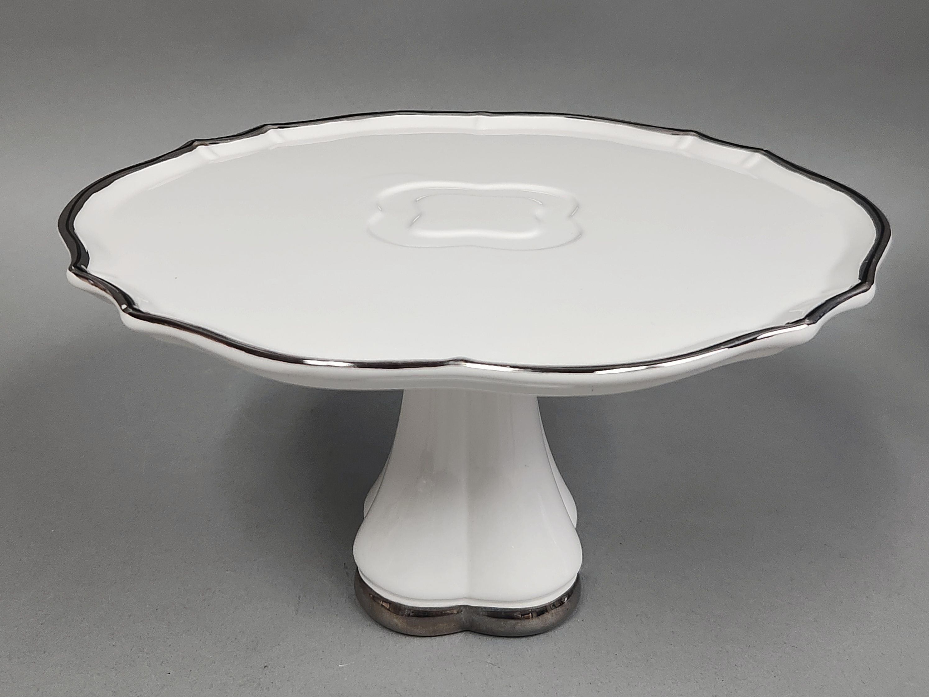 Ceramic Servers Including Spode