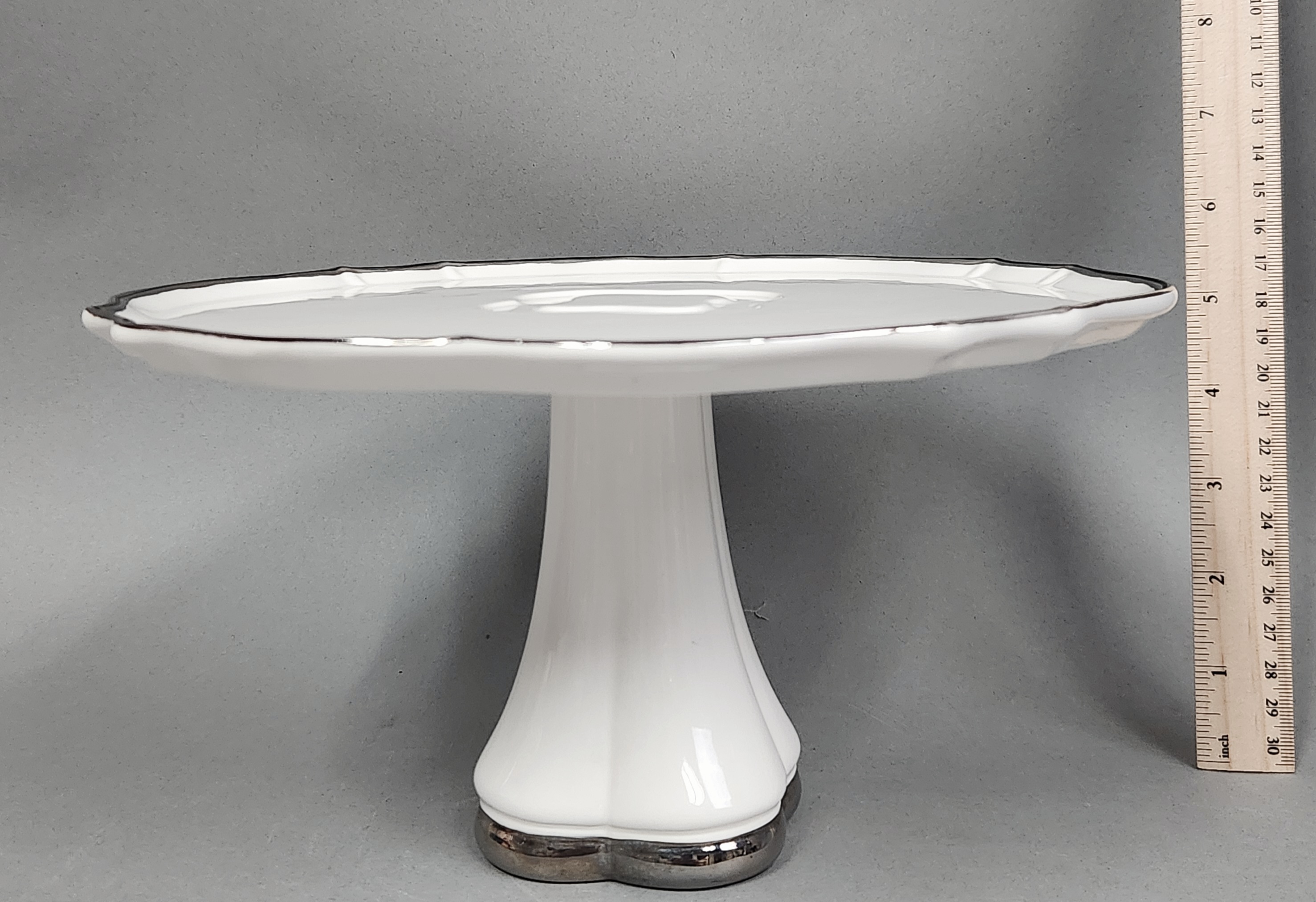 Ceramic Servers Including Spode