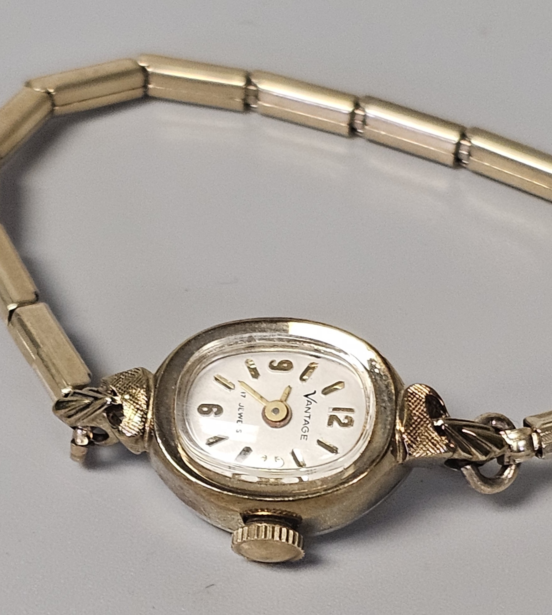 Vintage Boxed Vantage Ladies Dress Watch