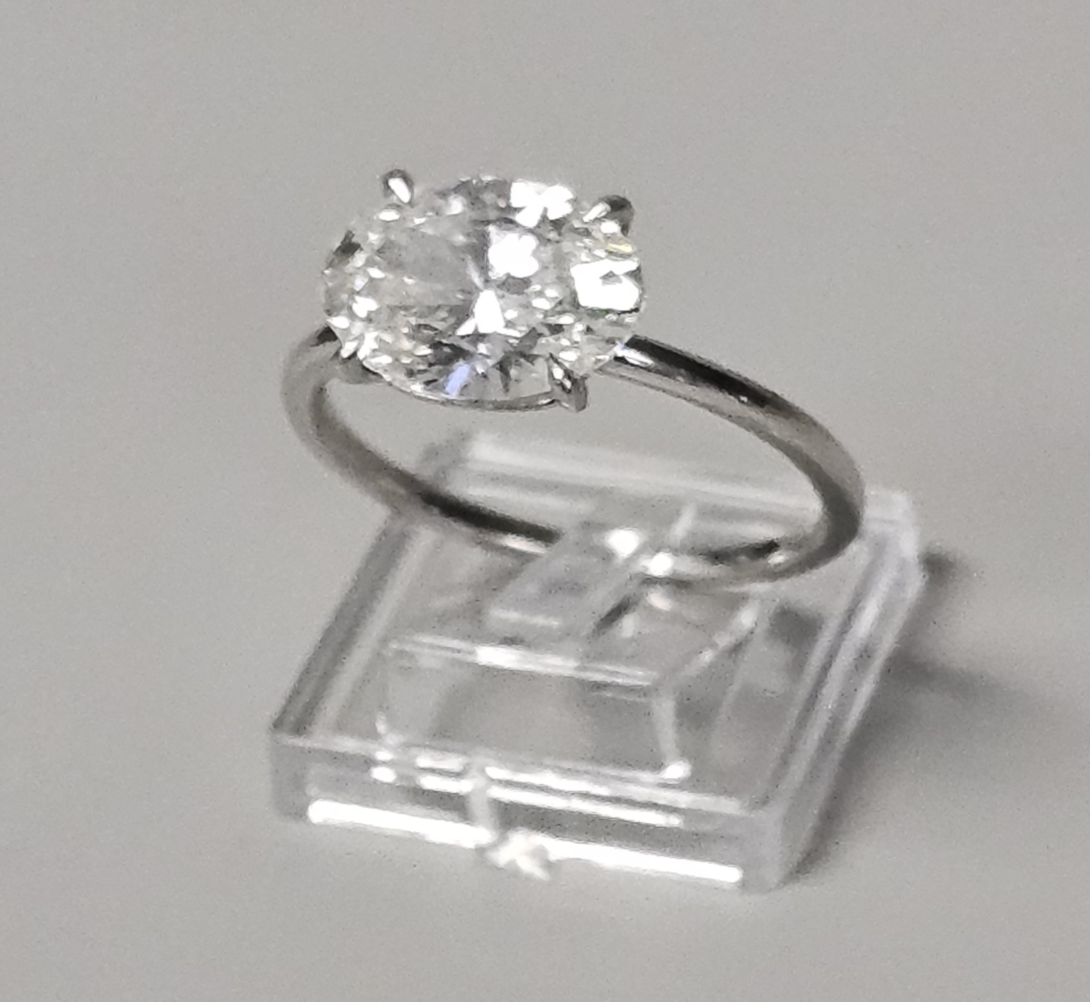 Platinum Oval Lab Grown Diamond Ring 5.4 Grams