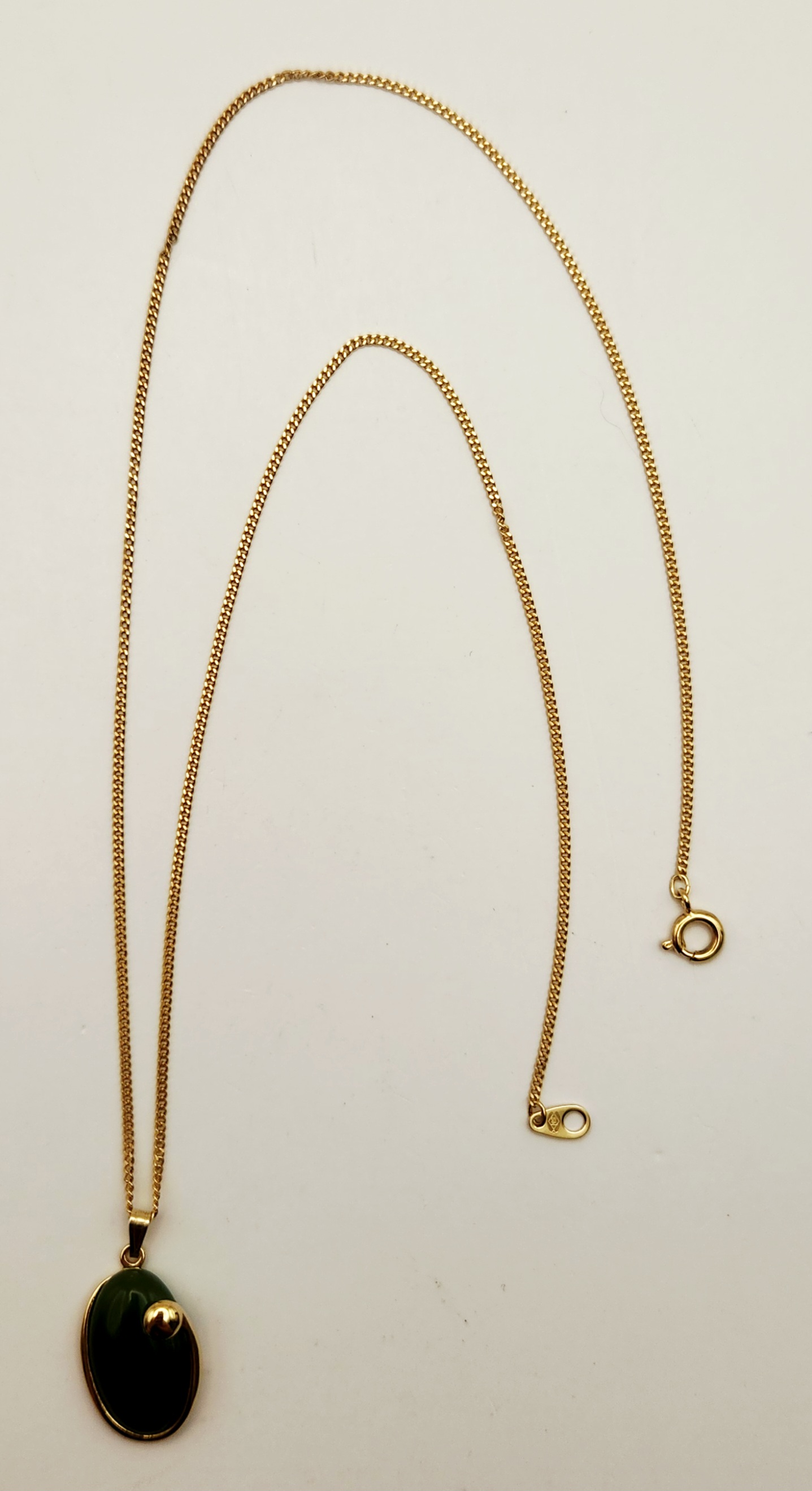 Ariki New Zealand Greenstone Pendant Necklace
