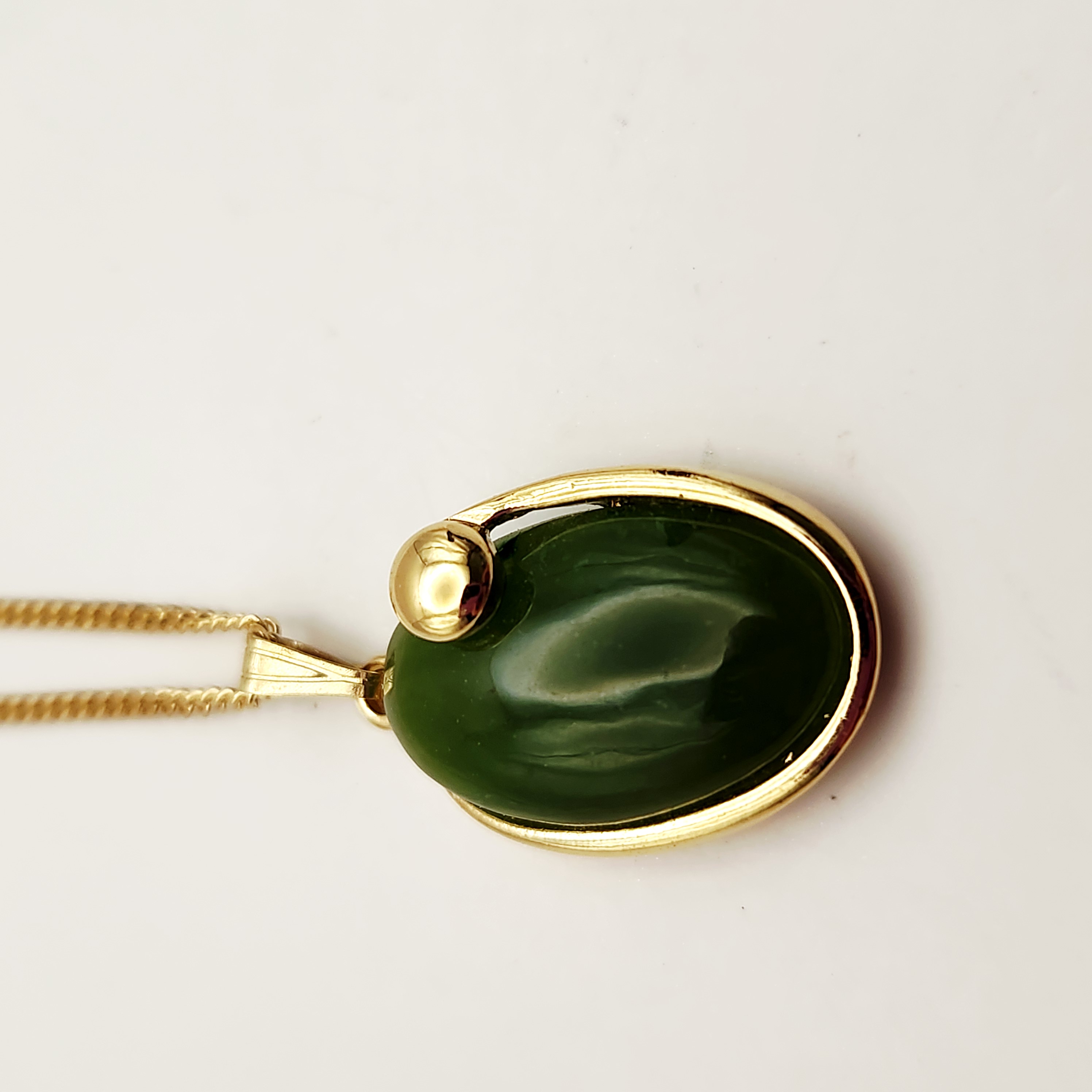 Ariki New Zealand Greenstone Pendant Necklace