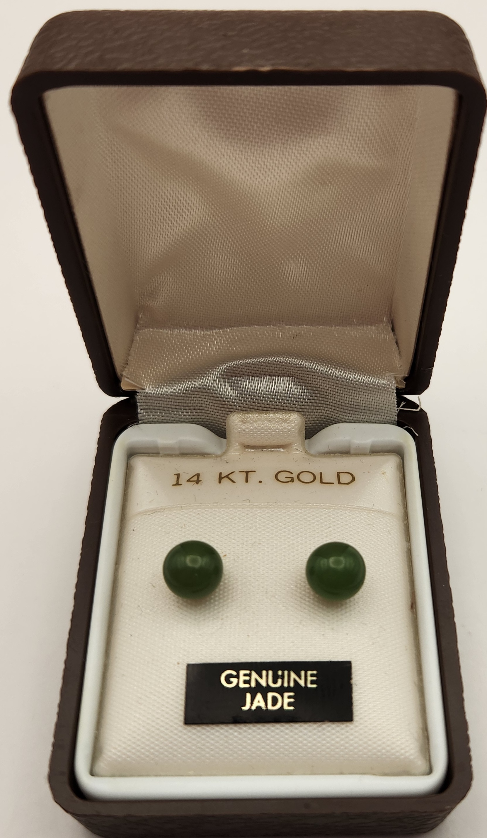 14K Gold Jade Studs Earrings