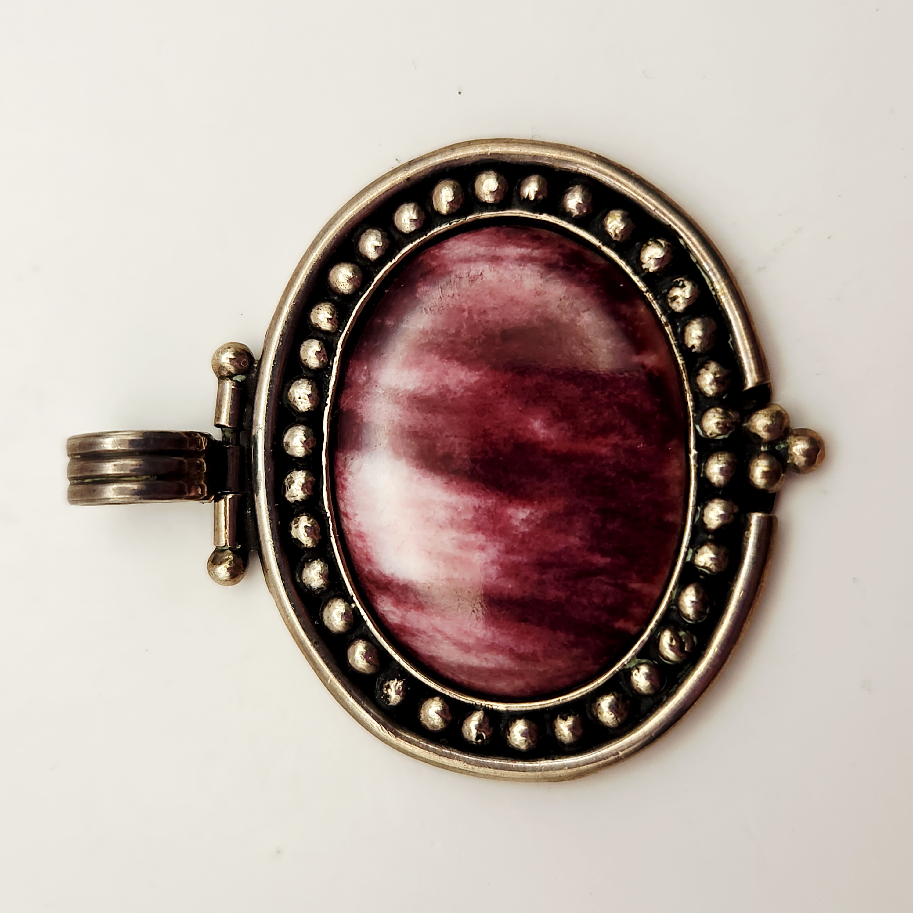 Silver Purple Spiny Oyster Suite