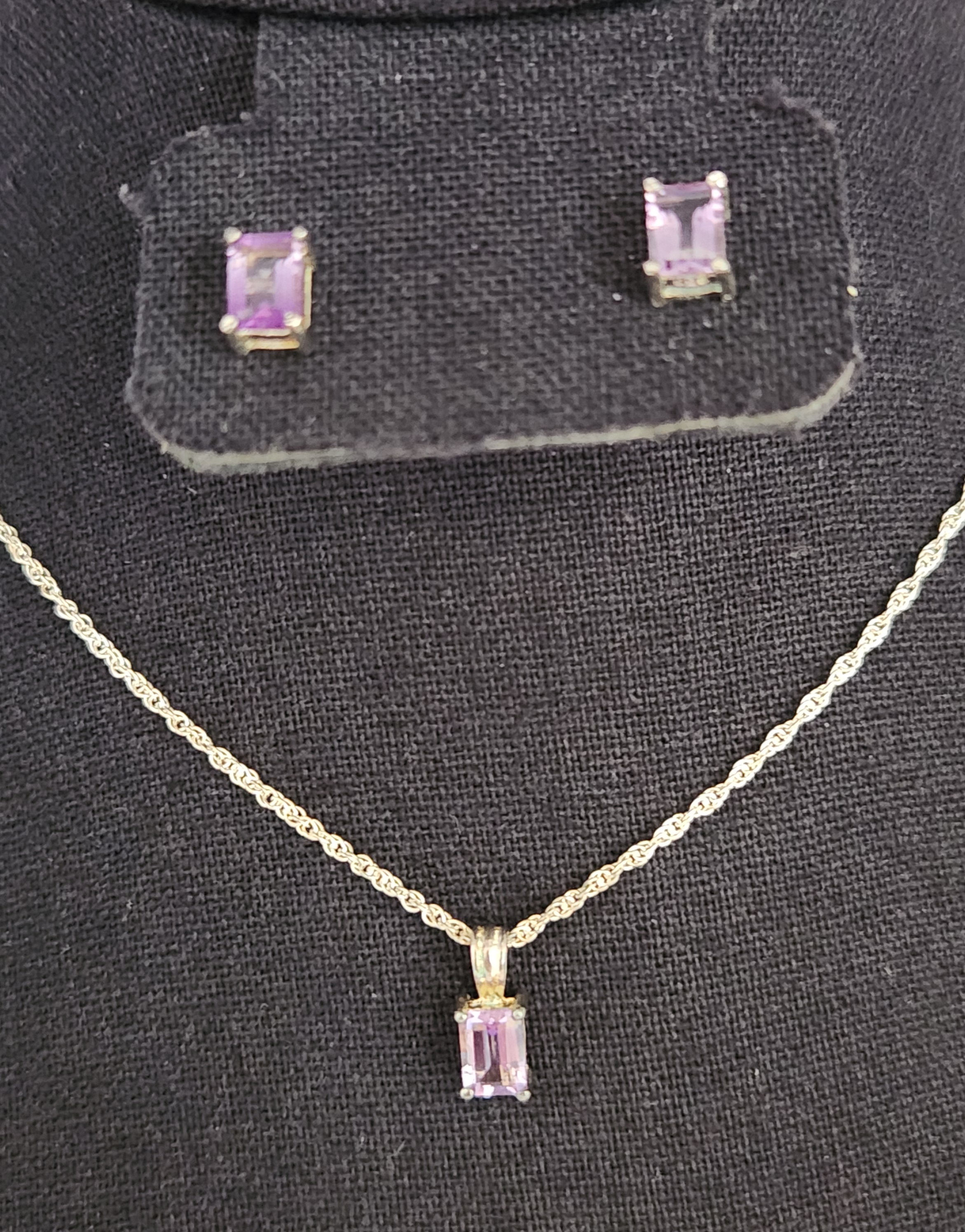 Sterling Amethyst Jewelry Set 3.5 Grams