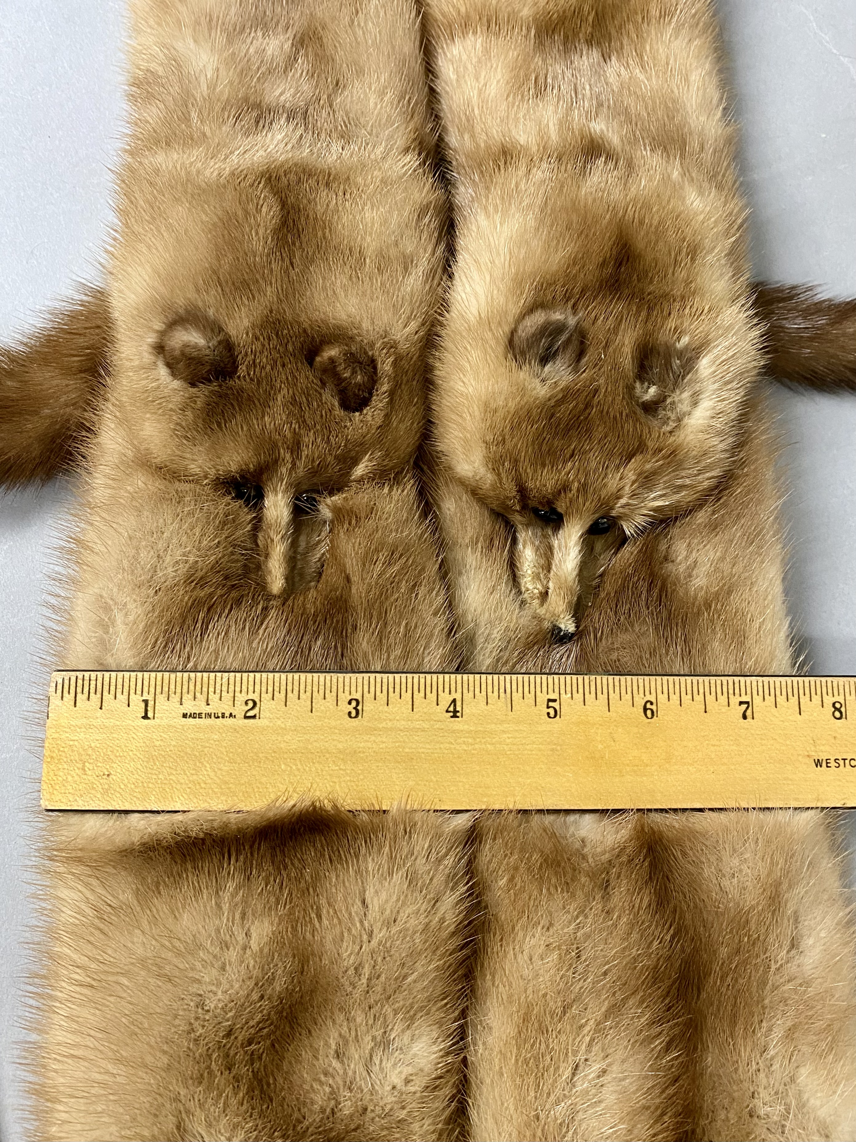 Nigbor Furs Four-Skin Mink Stole
