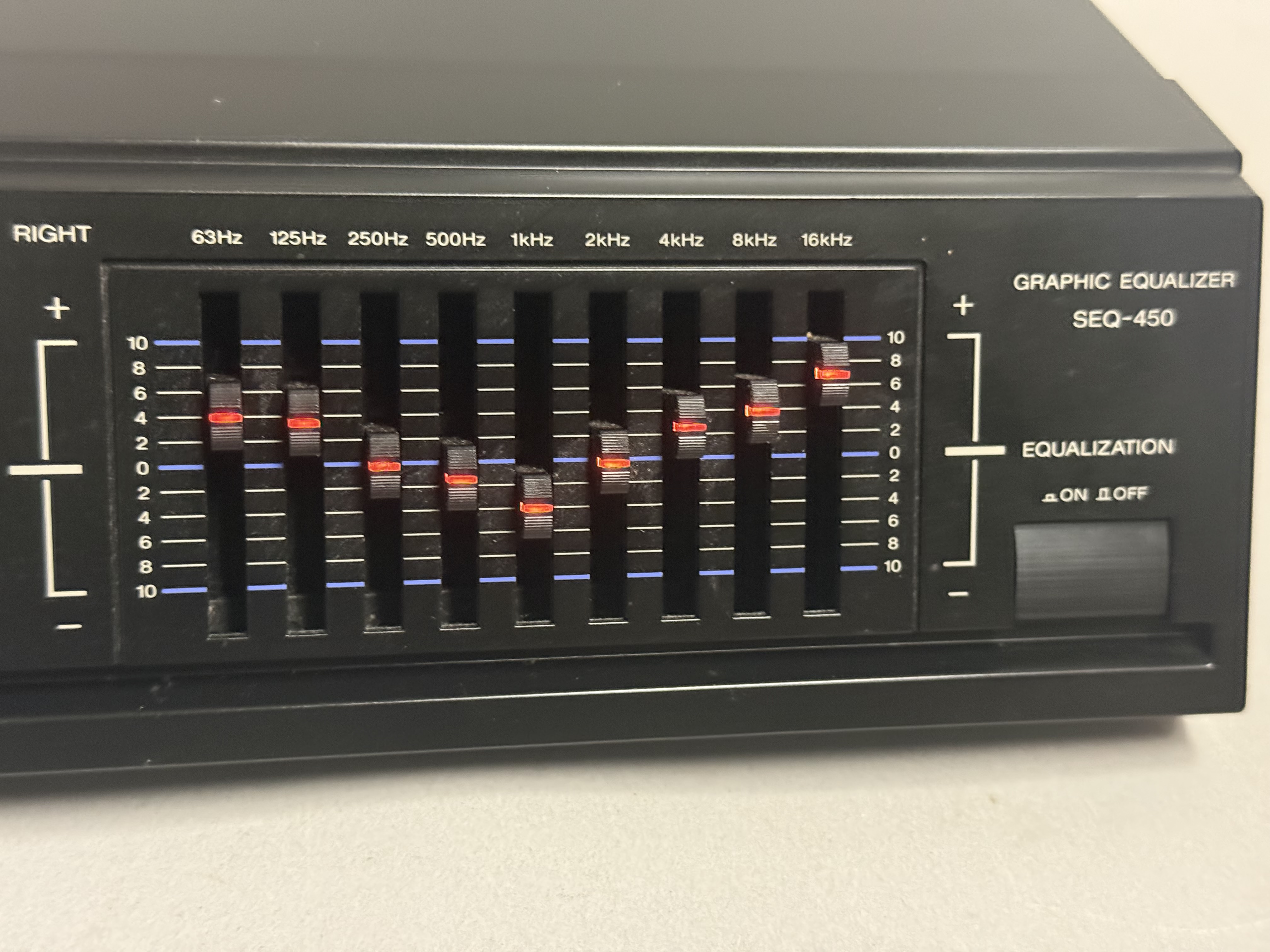 Sony Black Graphic Equalizer SEQ-450
