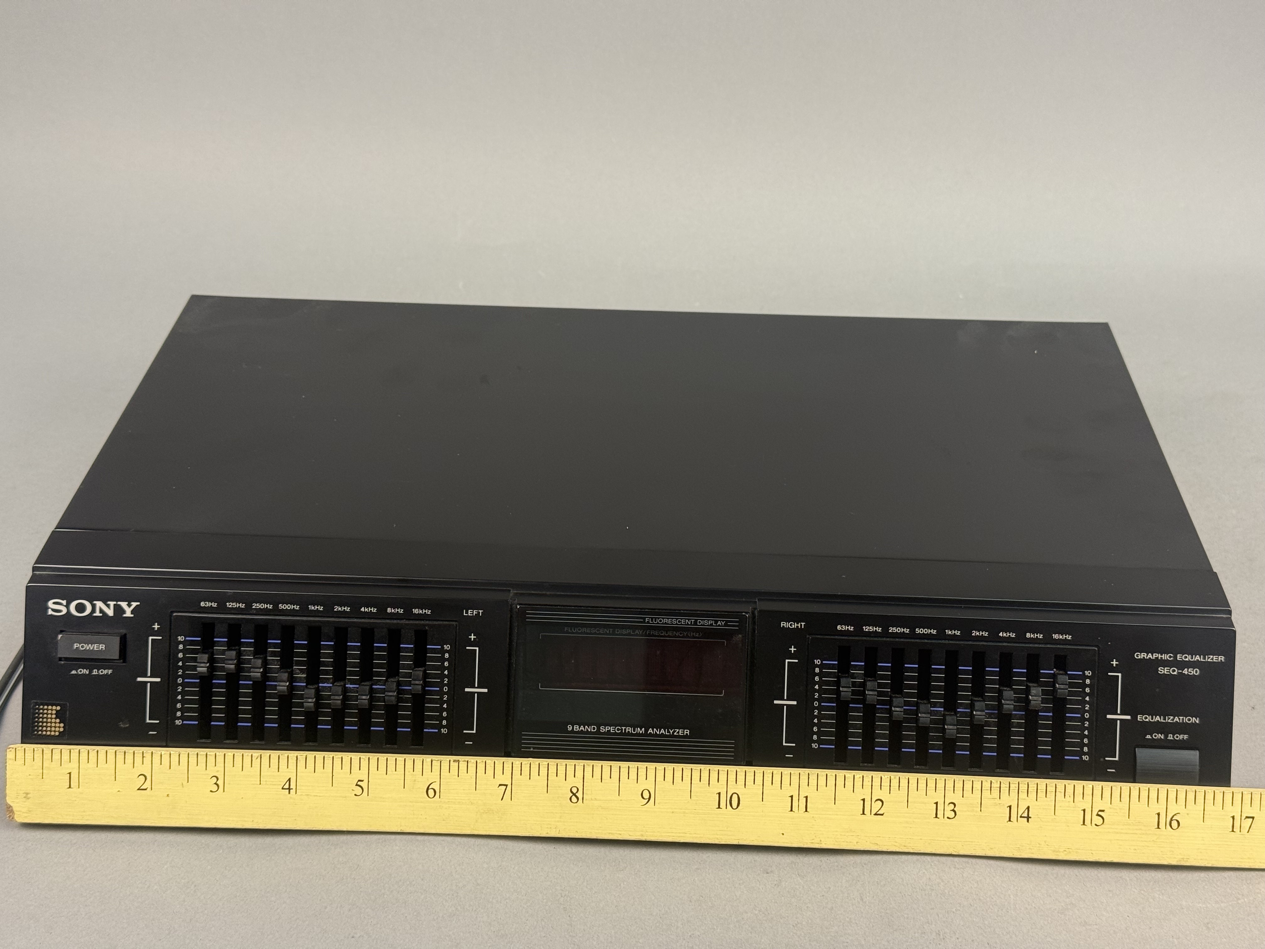 Sony Black Graphic Equalizer SEQ-450