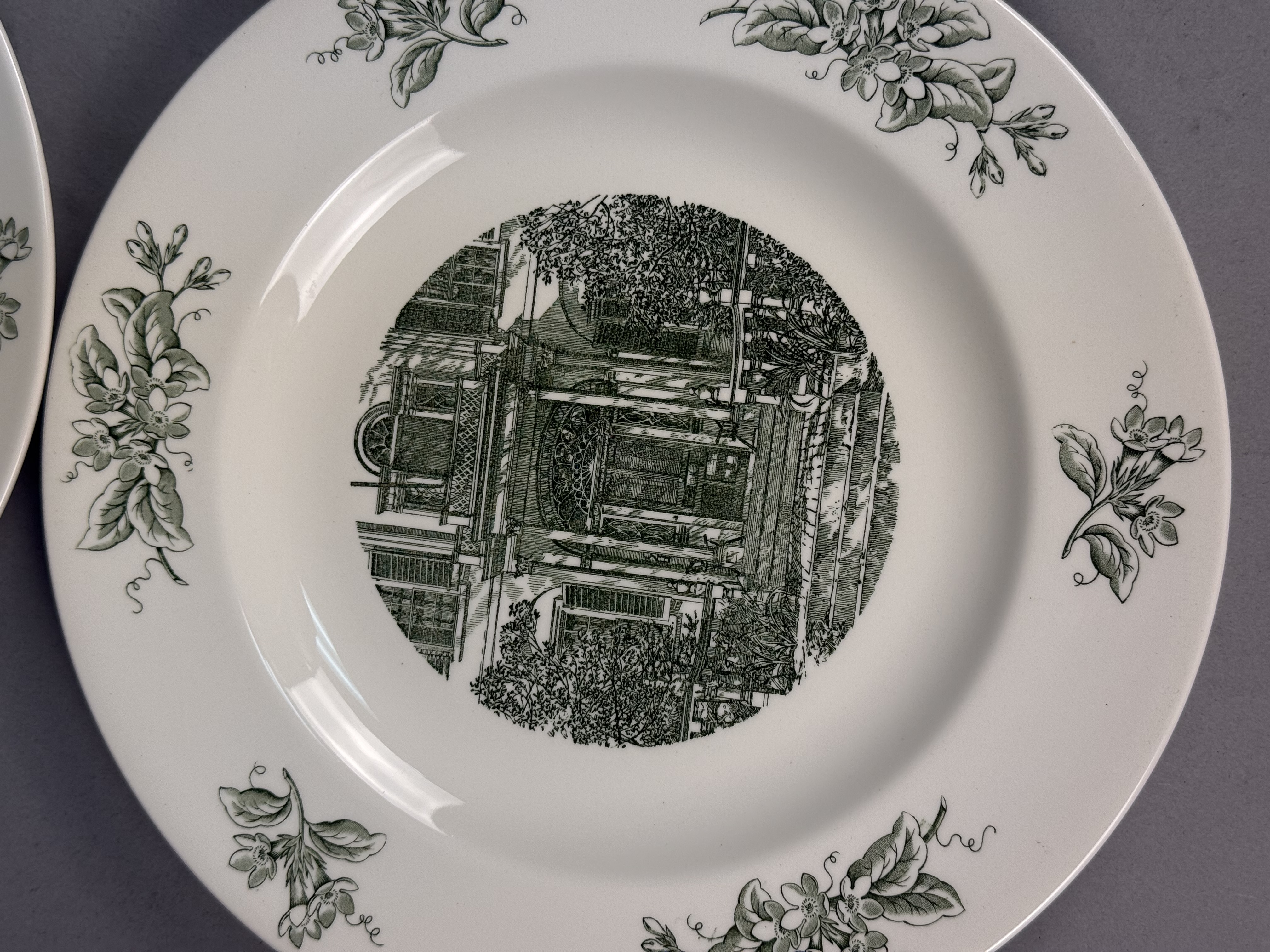4 Wedgwood Old New England Green Plates