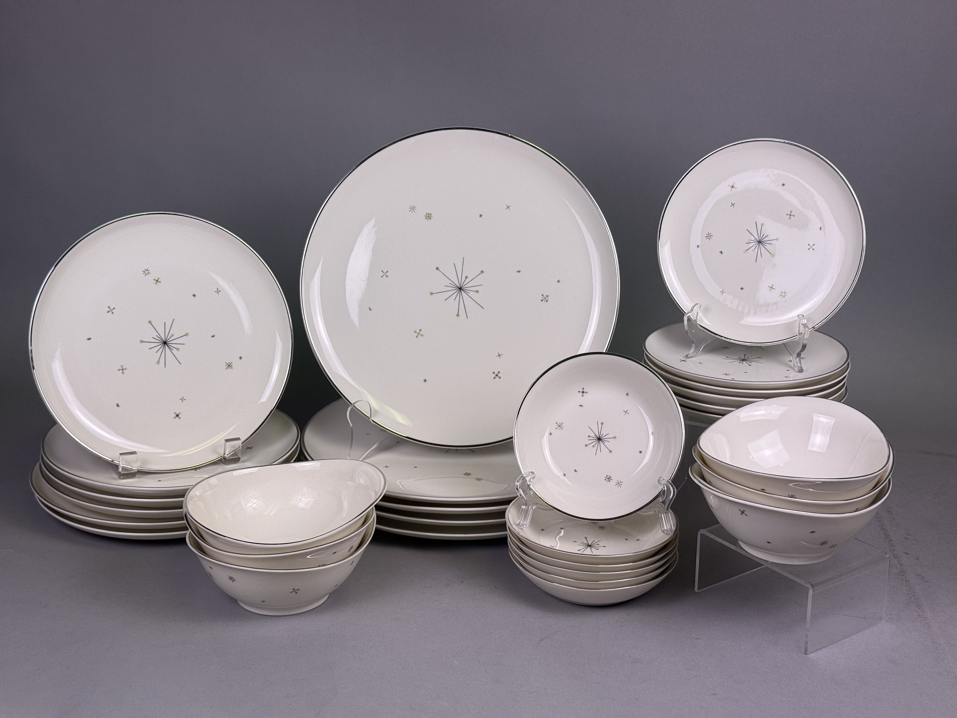 32pc Syracuse Evening Star China Dinnerware Set