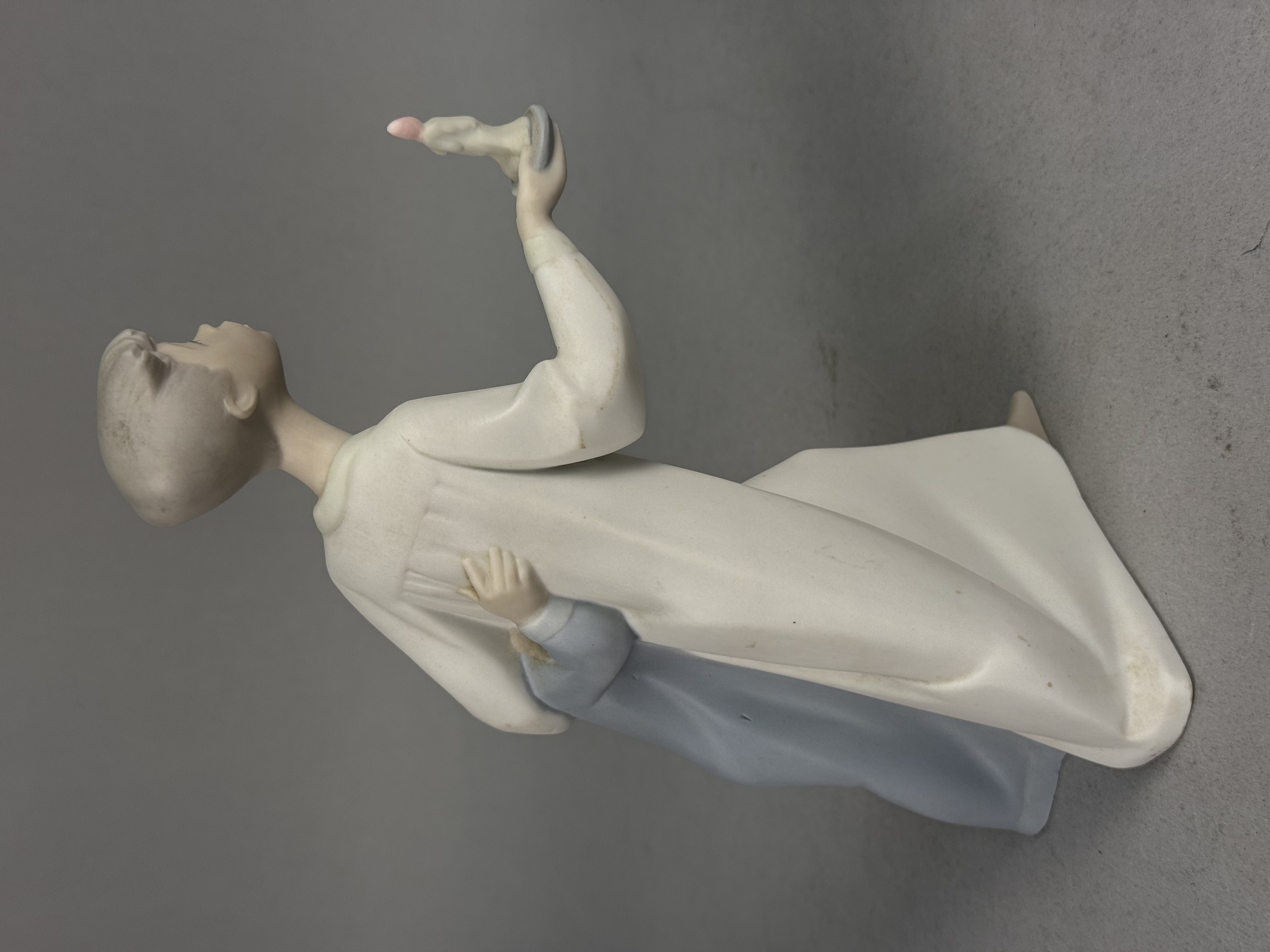 Lladró Matte Porcelain Children & Candle Figurine