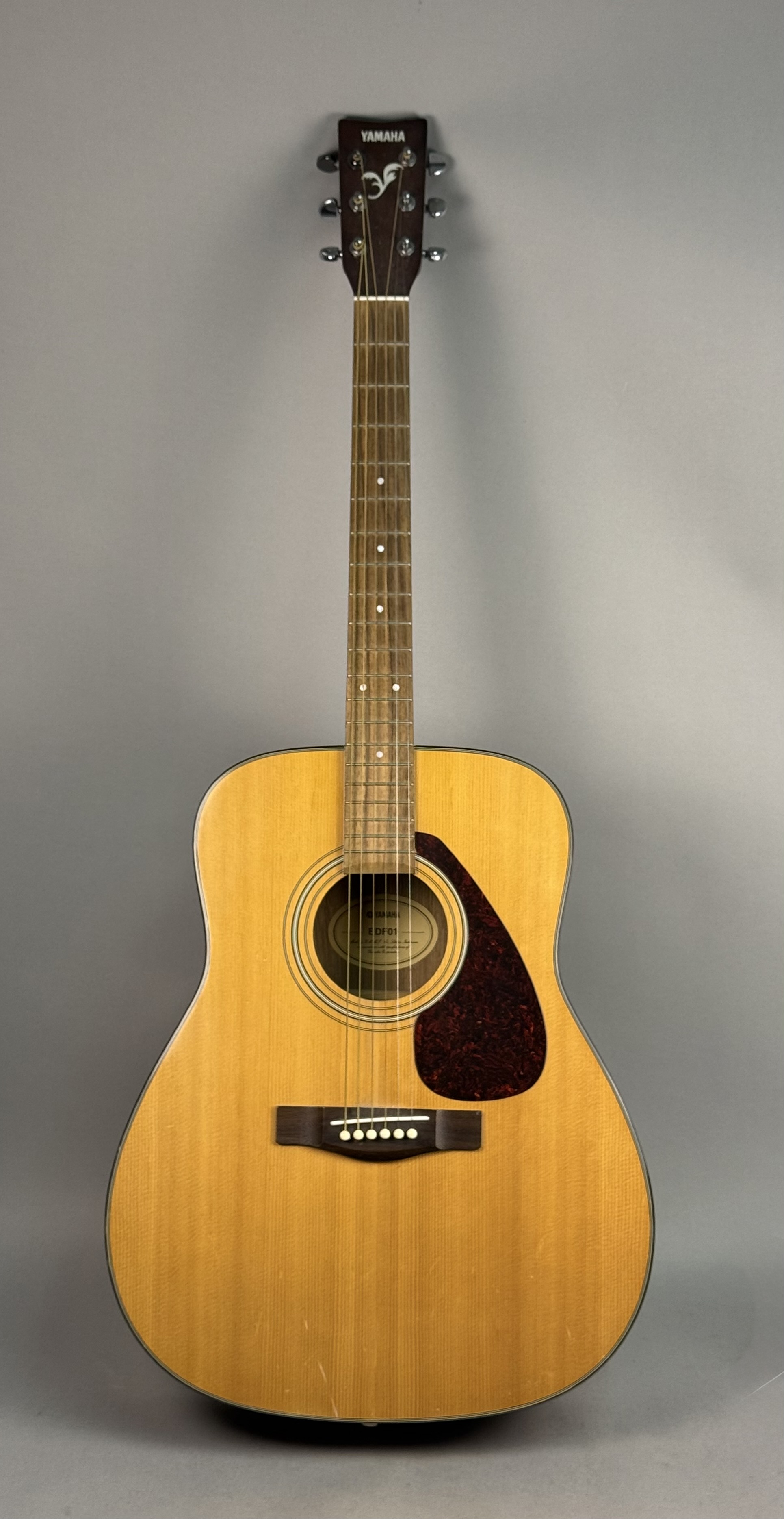 Yamaha EDF01 Natural Spruce Dreadnought Guitar