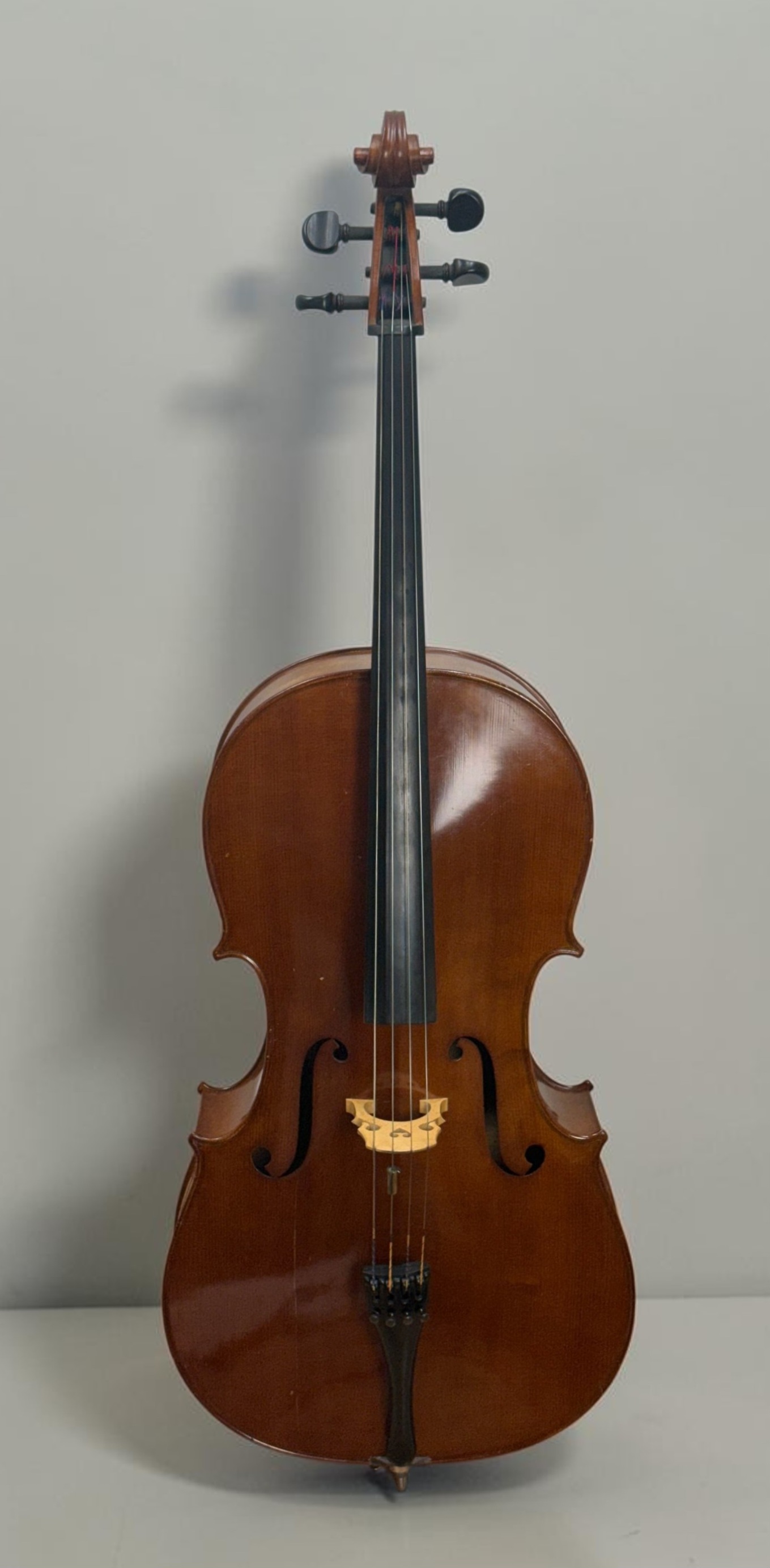 Alberto Morales Cello