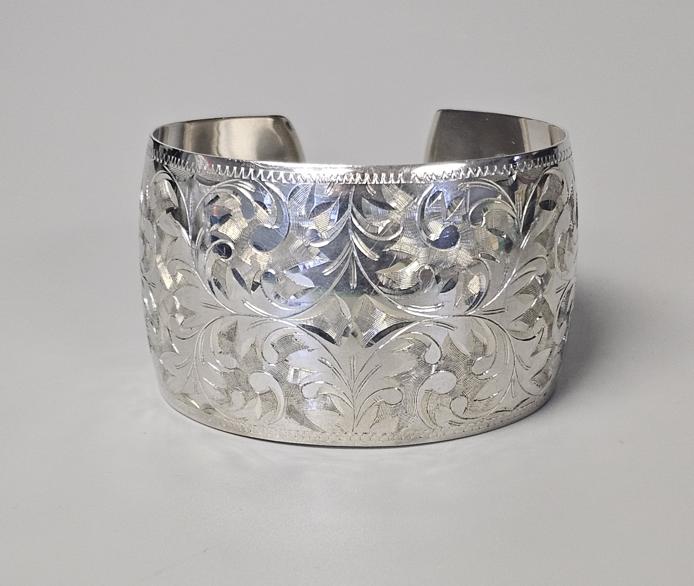 Sterling Engraved Floral Cuff 33.3 Grams