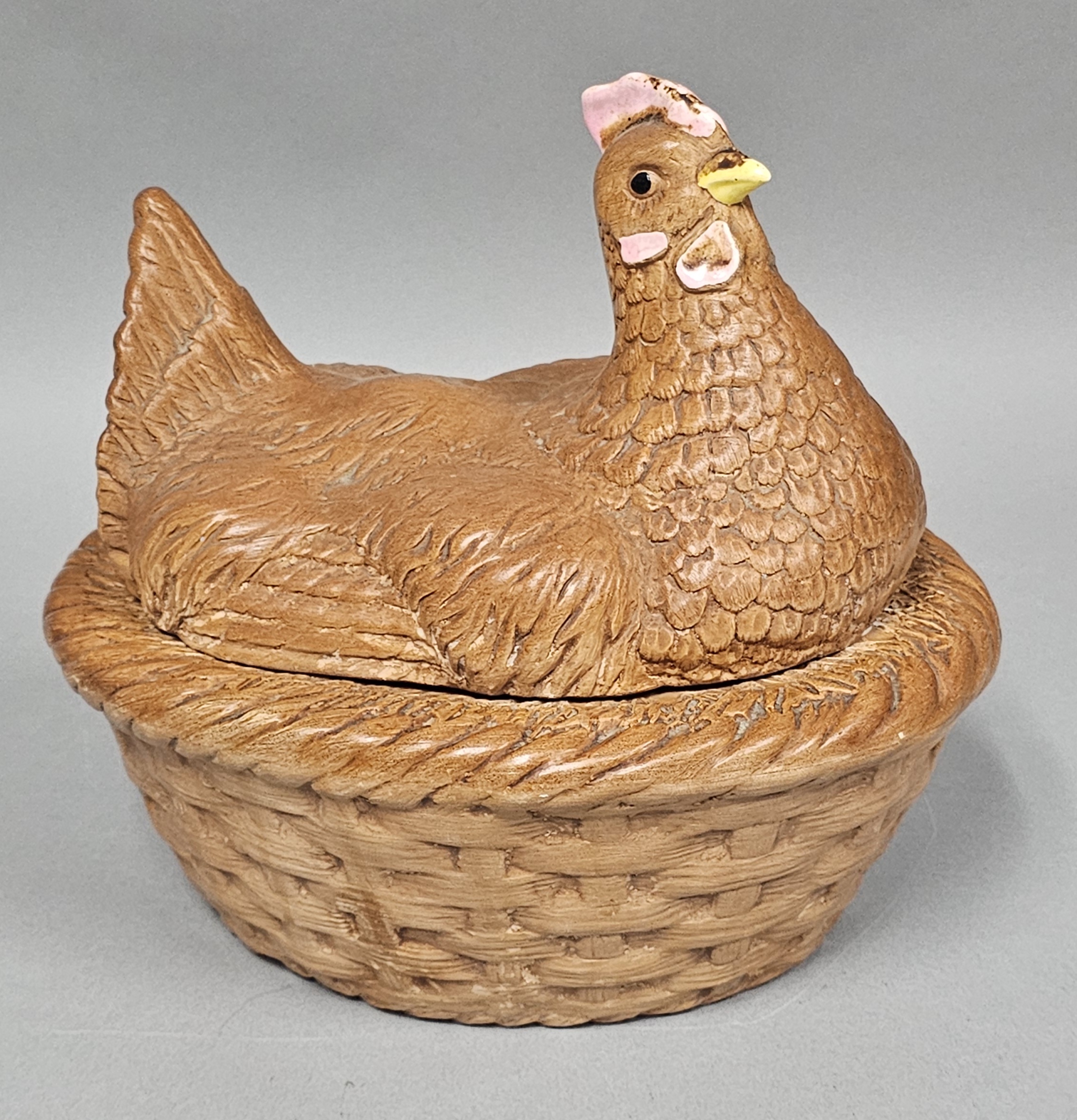 Hirsch Mfg Figural Ceramic Hen on Nest