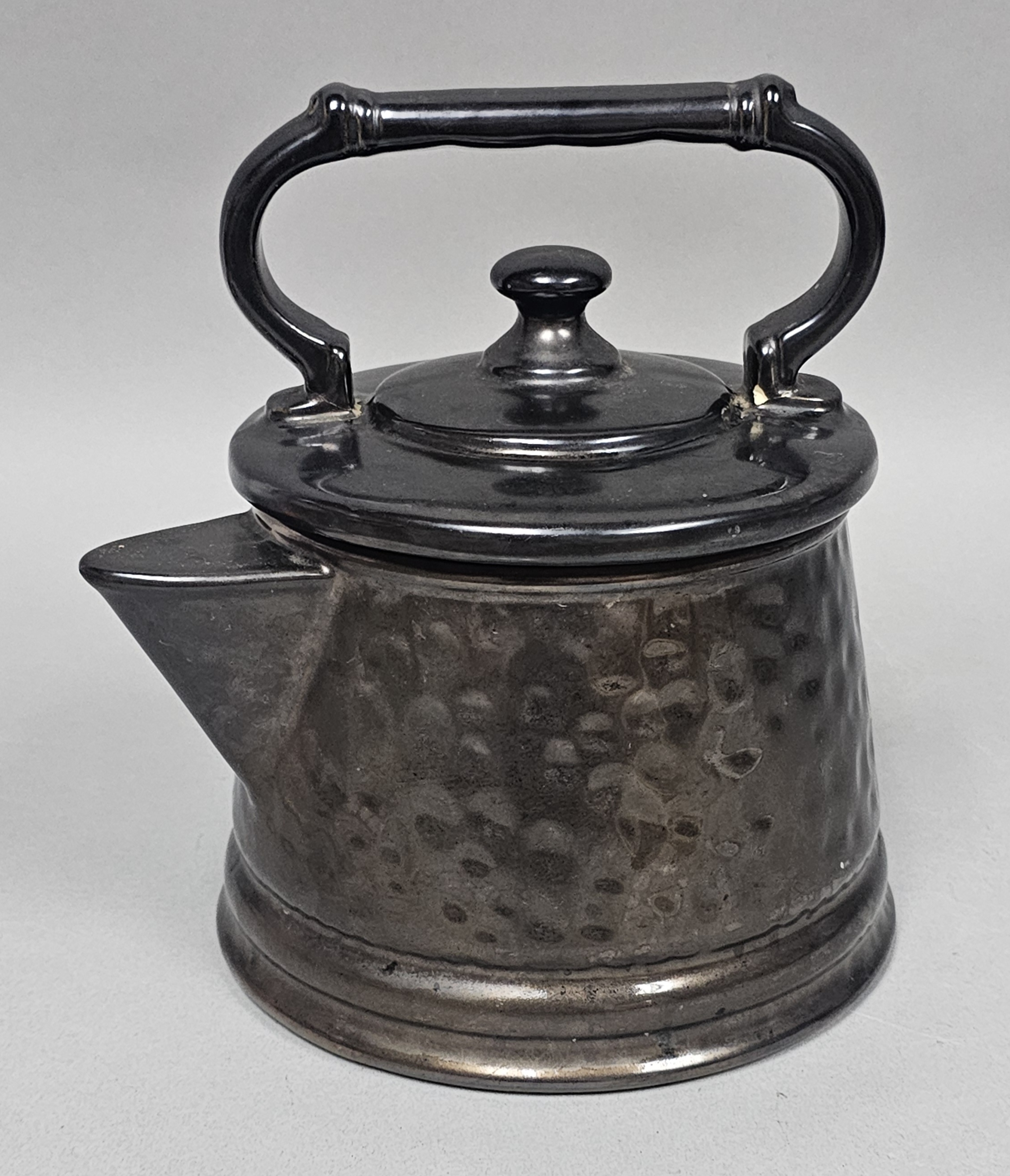 McCoy Hammered Ceramic Cookie Kettle