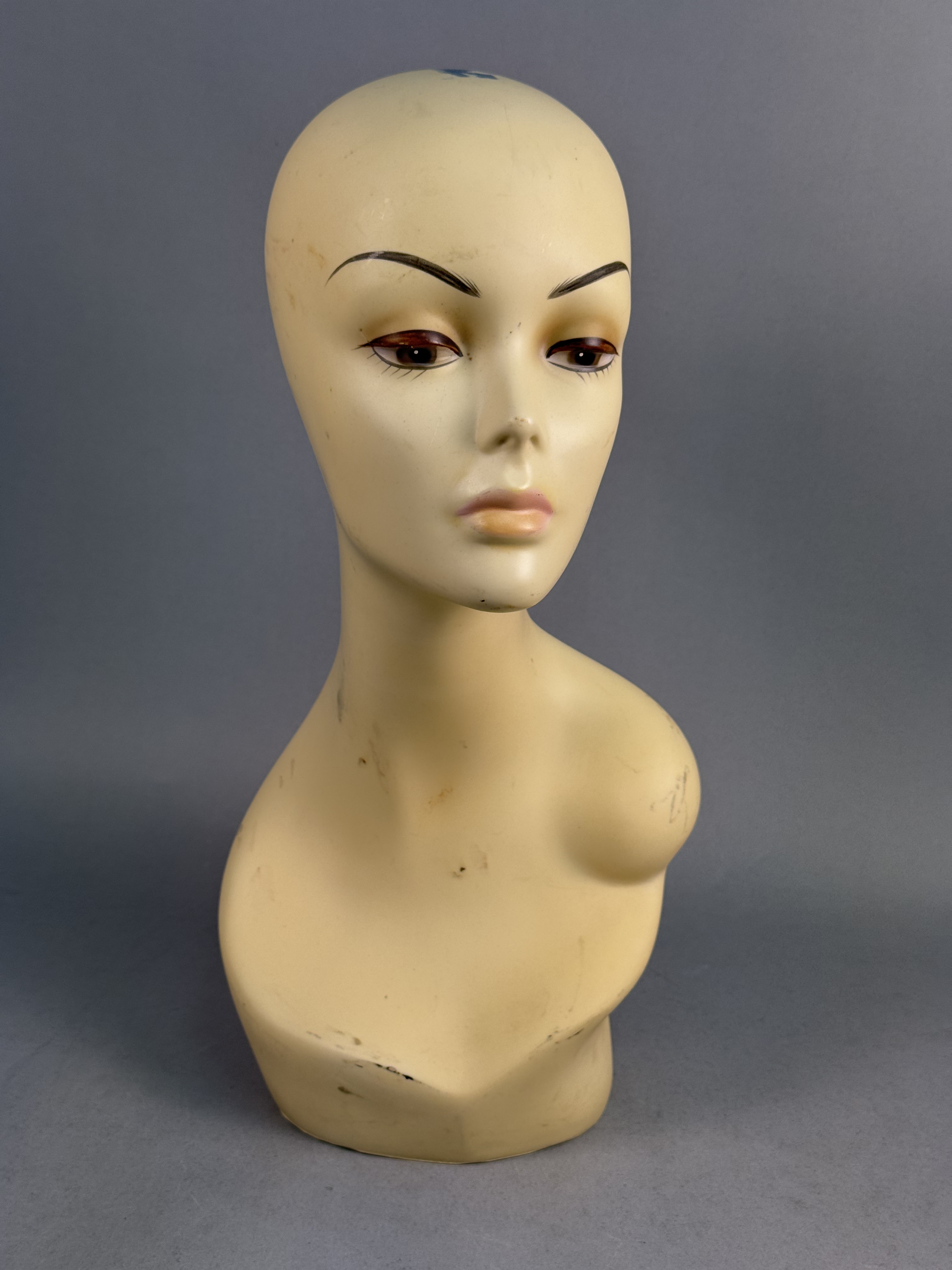 NJS Vinyl Stylized Mannequin Bust