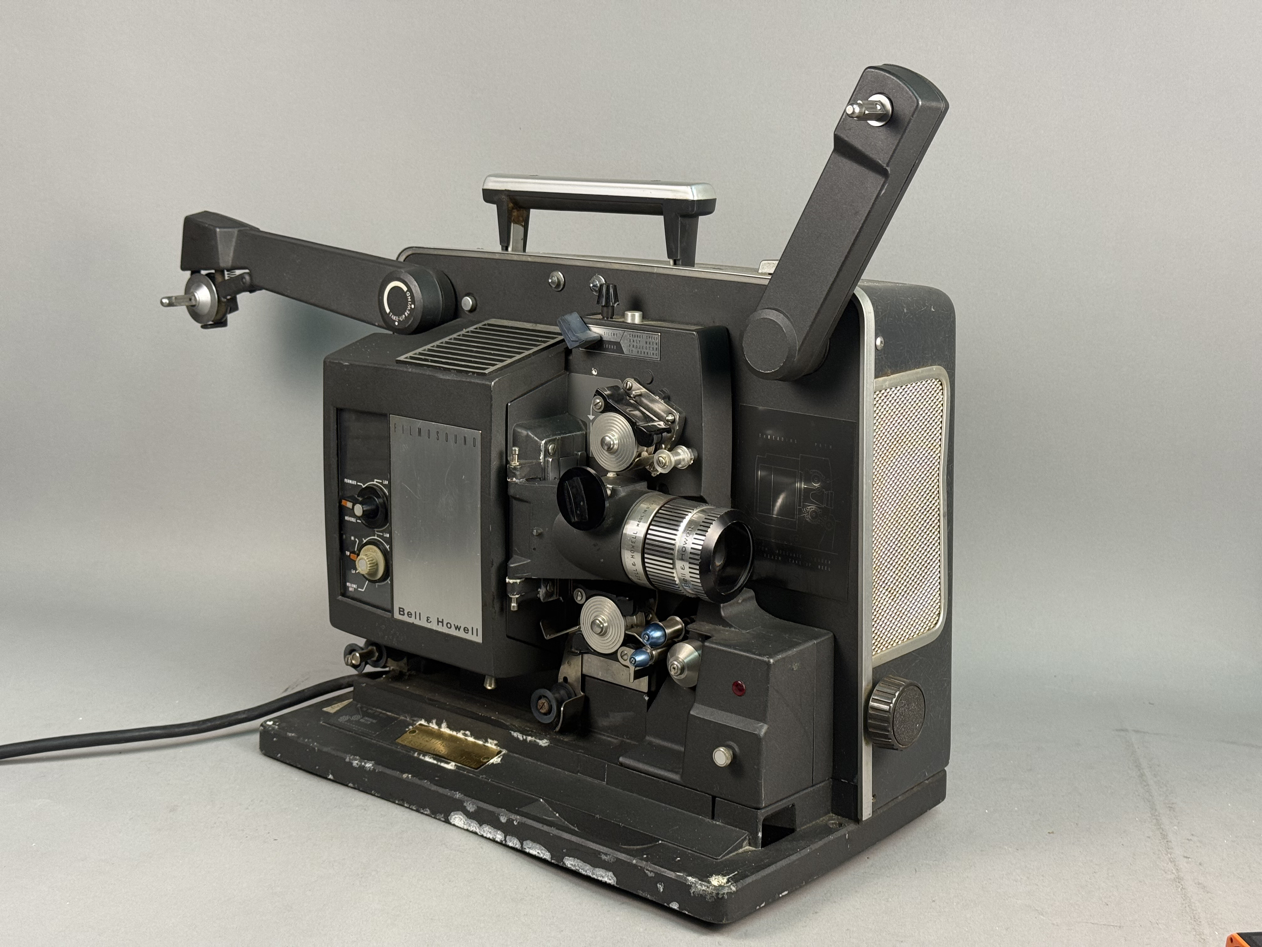 Bell & Howell Filmosound 535 16mm Projector