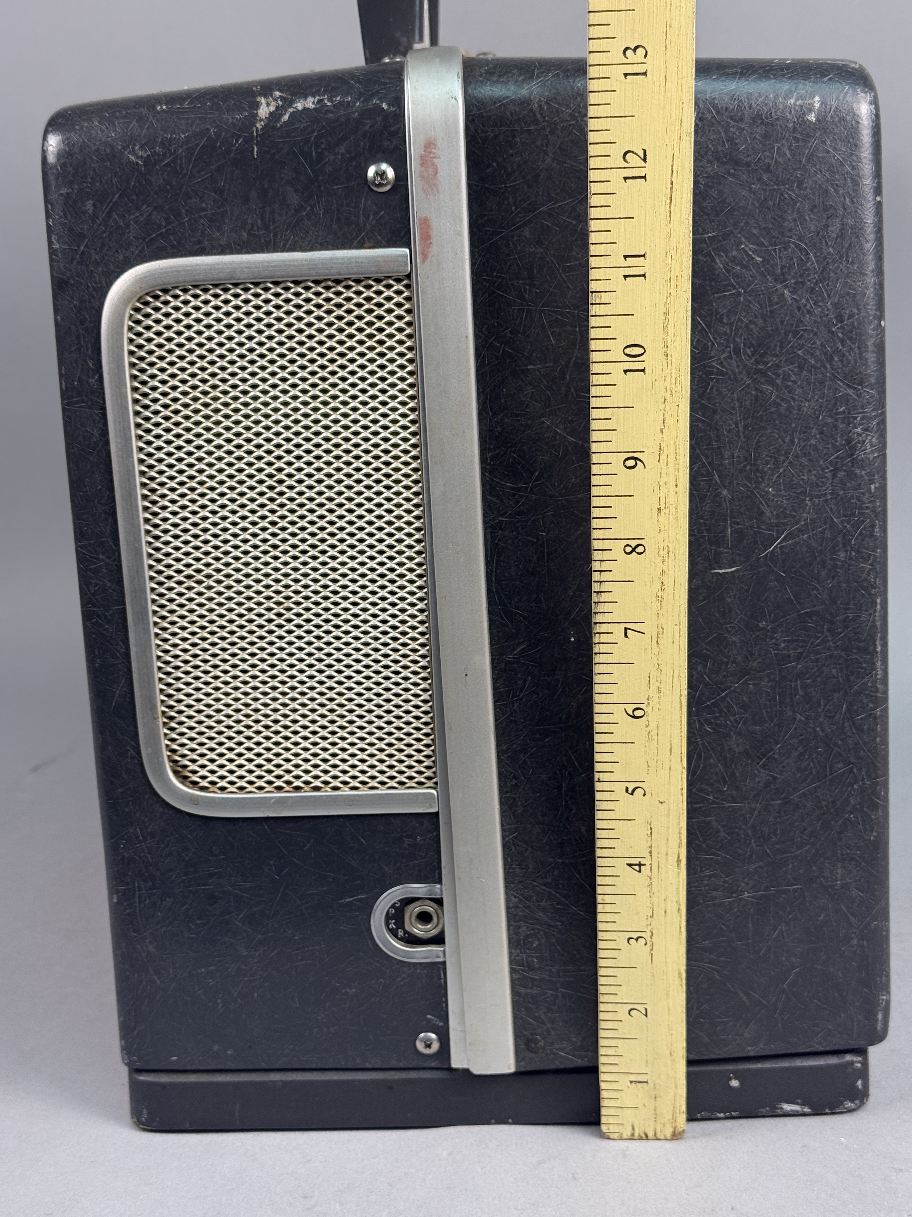 Bell & Howell Filmosound 535 16mm Projector