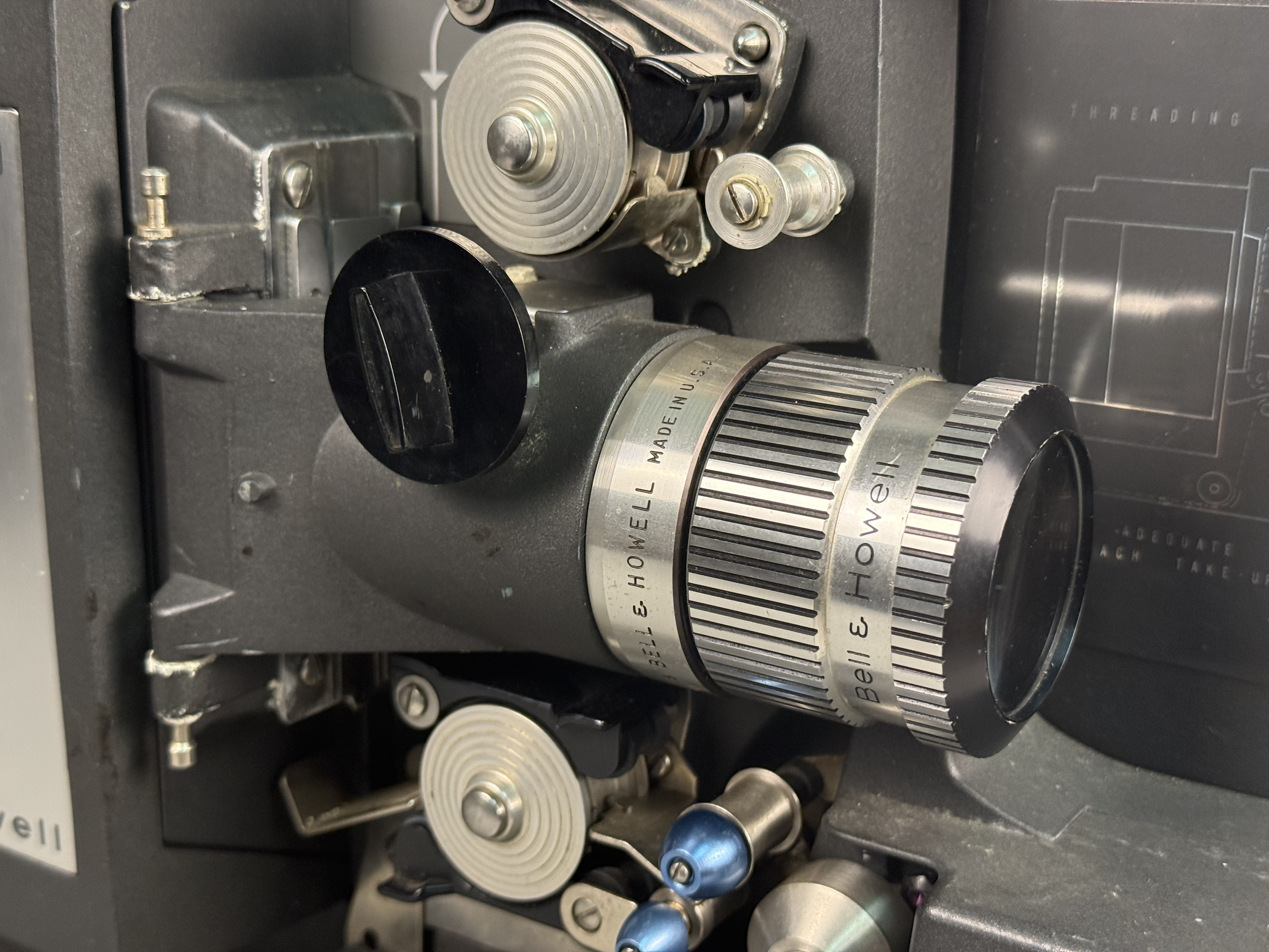 Bell & Howell Filmosound 535 16mm Projector