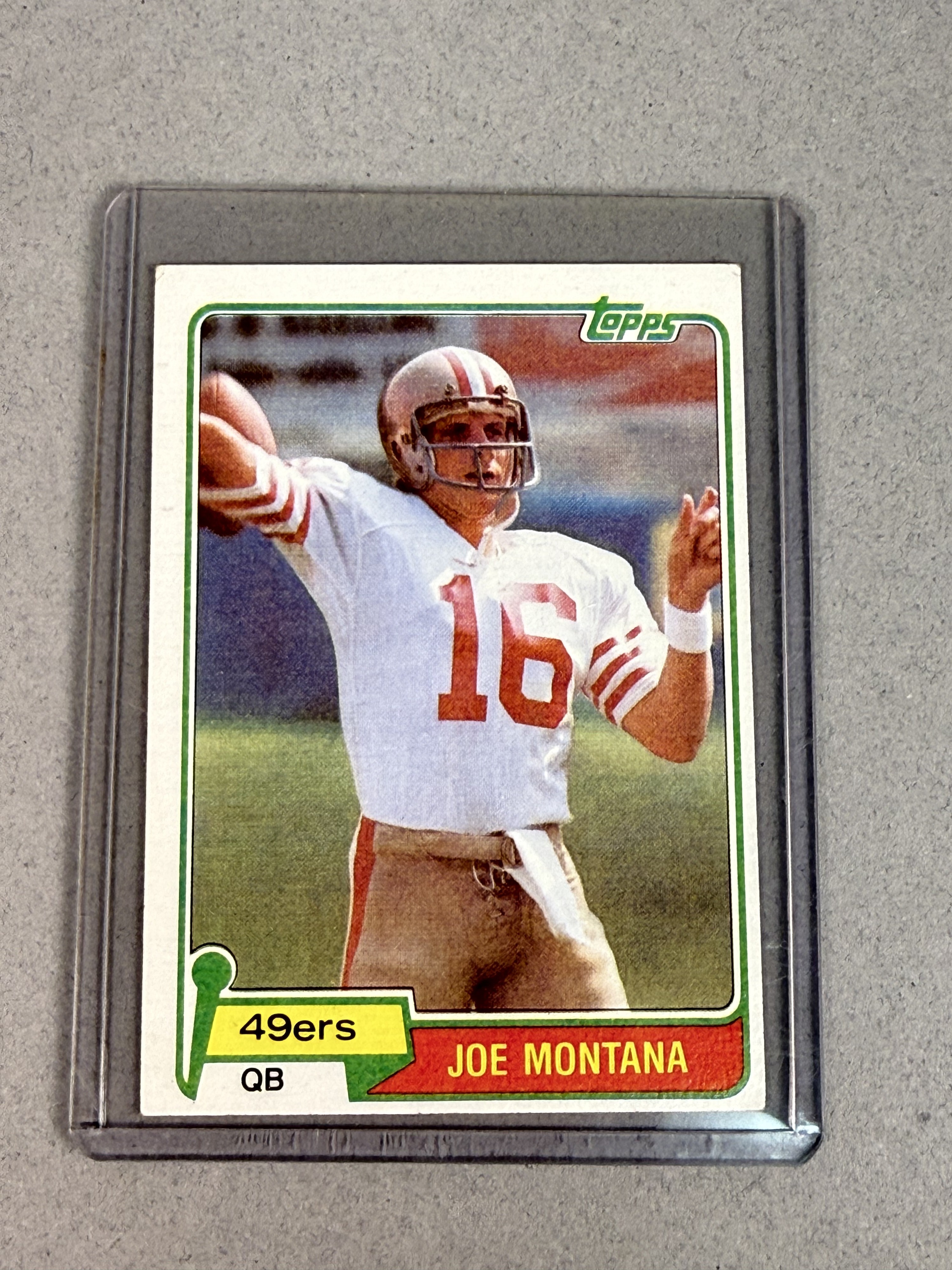 1981 Topps Joe Montana Rookie Card