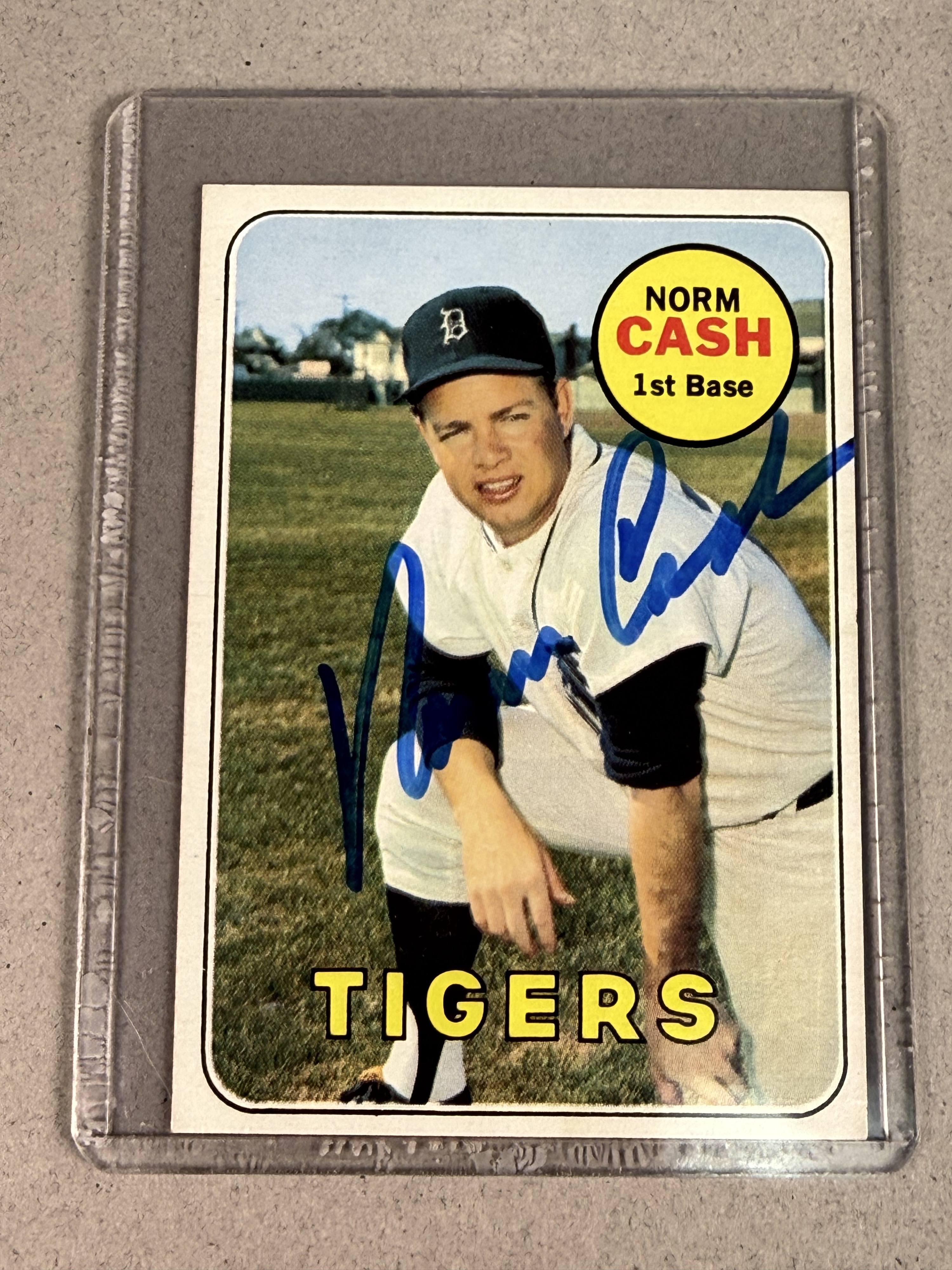 Topps 1969 Norm Cash Signed Baseball Card