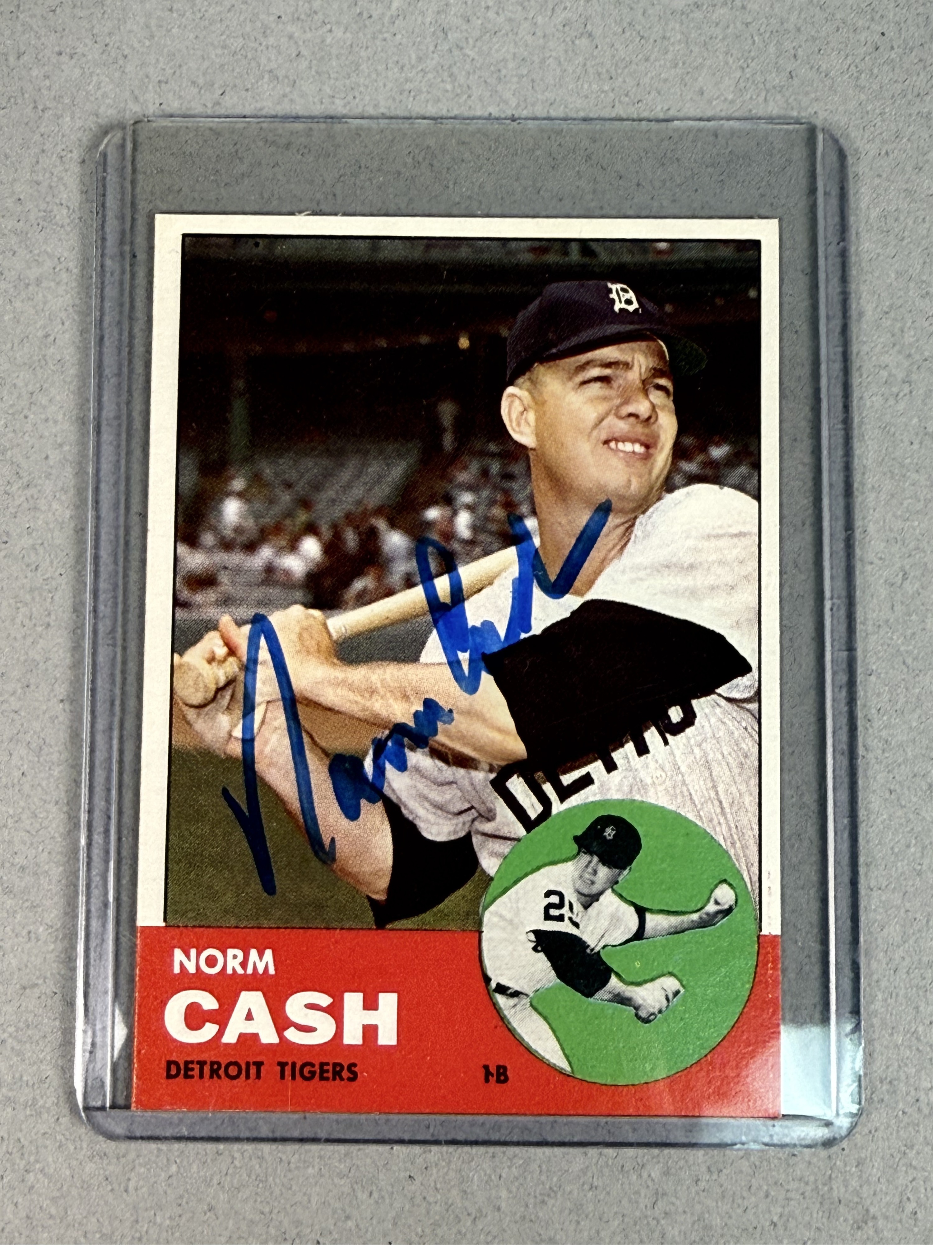 1963 Topps Norm Cash Signed Baseball Card