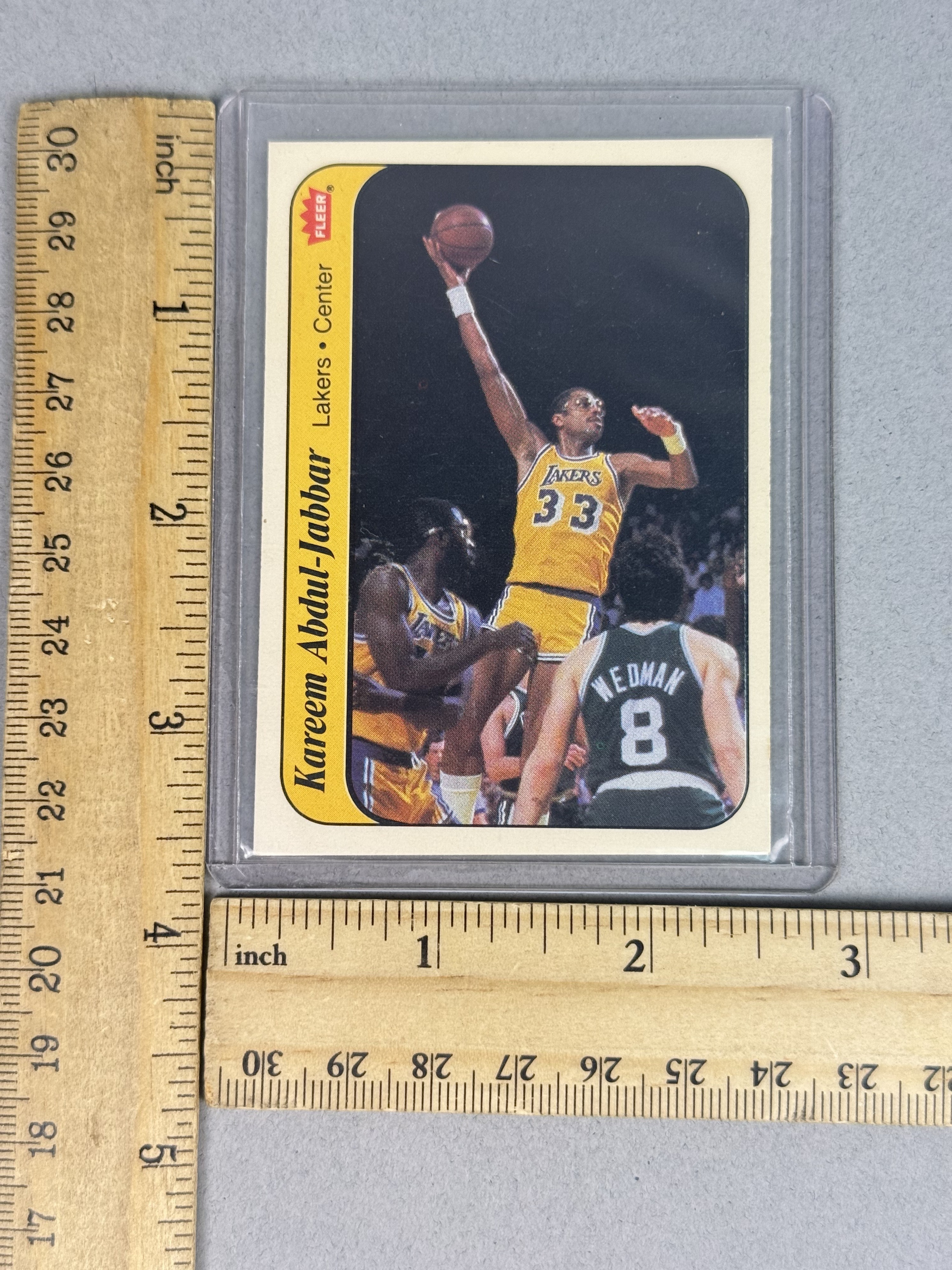 1986 Fleer Kareem Abdul-Jabbar Unpeeled Sticker Card