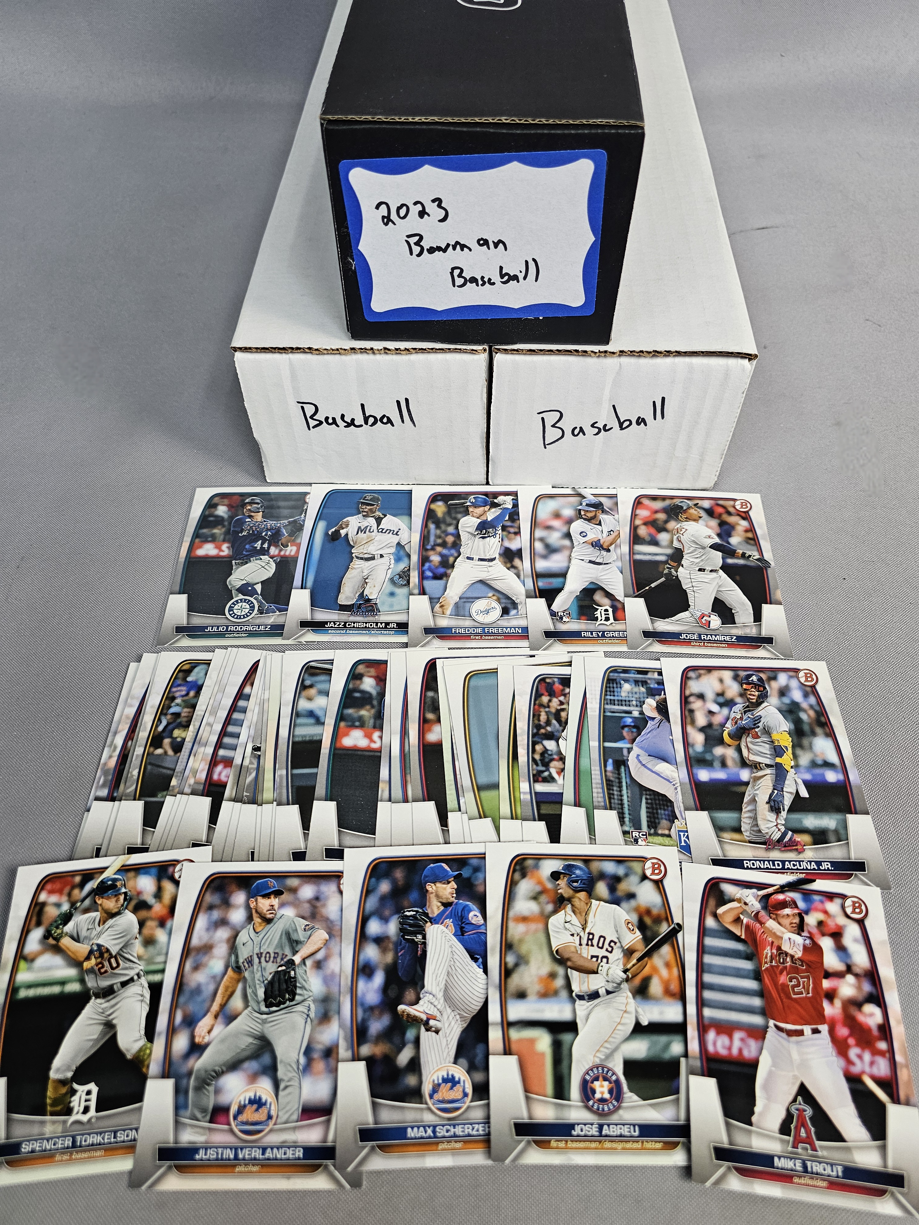 Large Assorted Baseball Card Collection