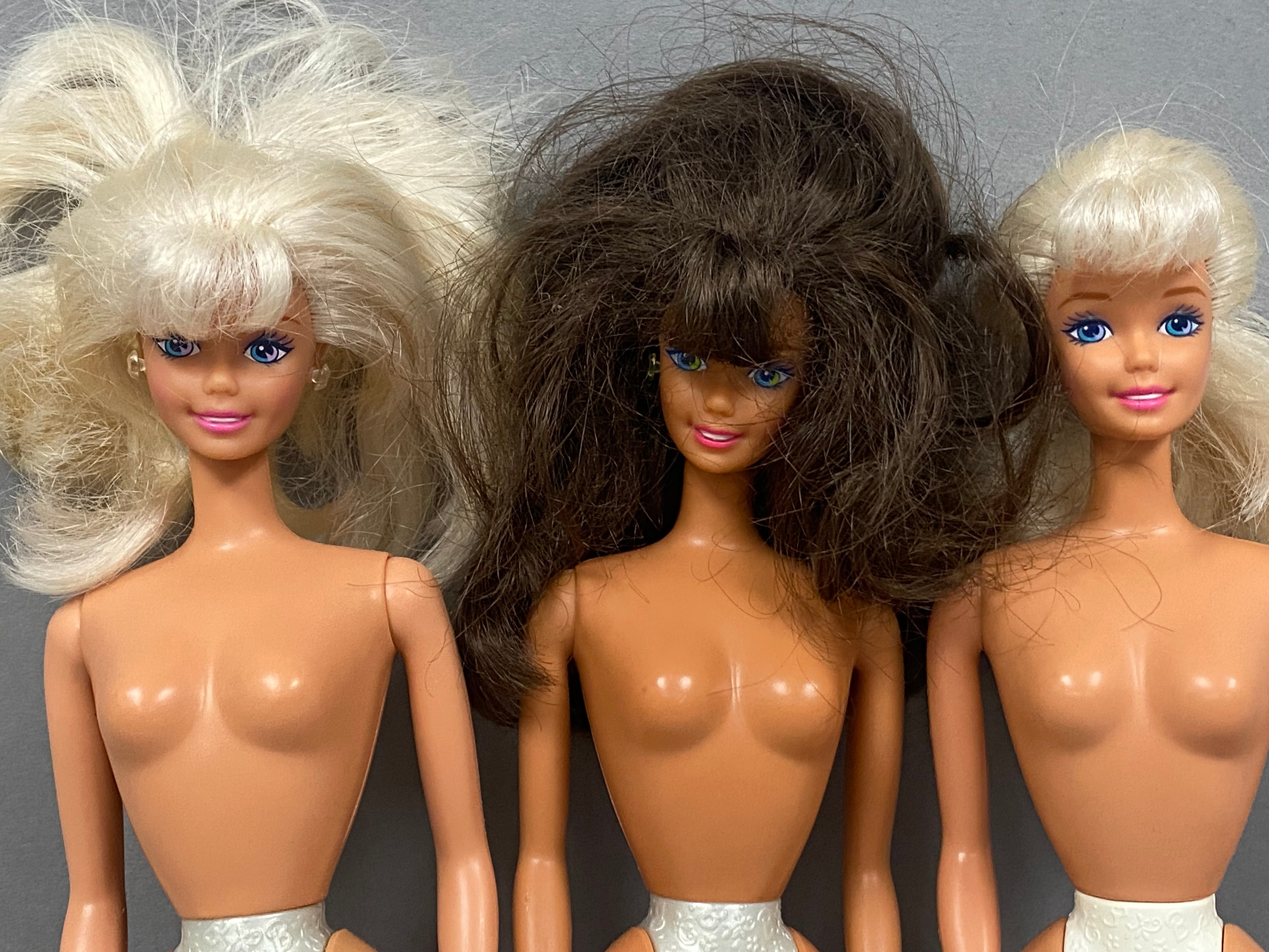 6 Mattel Barbie Dolls