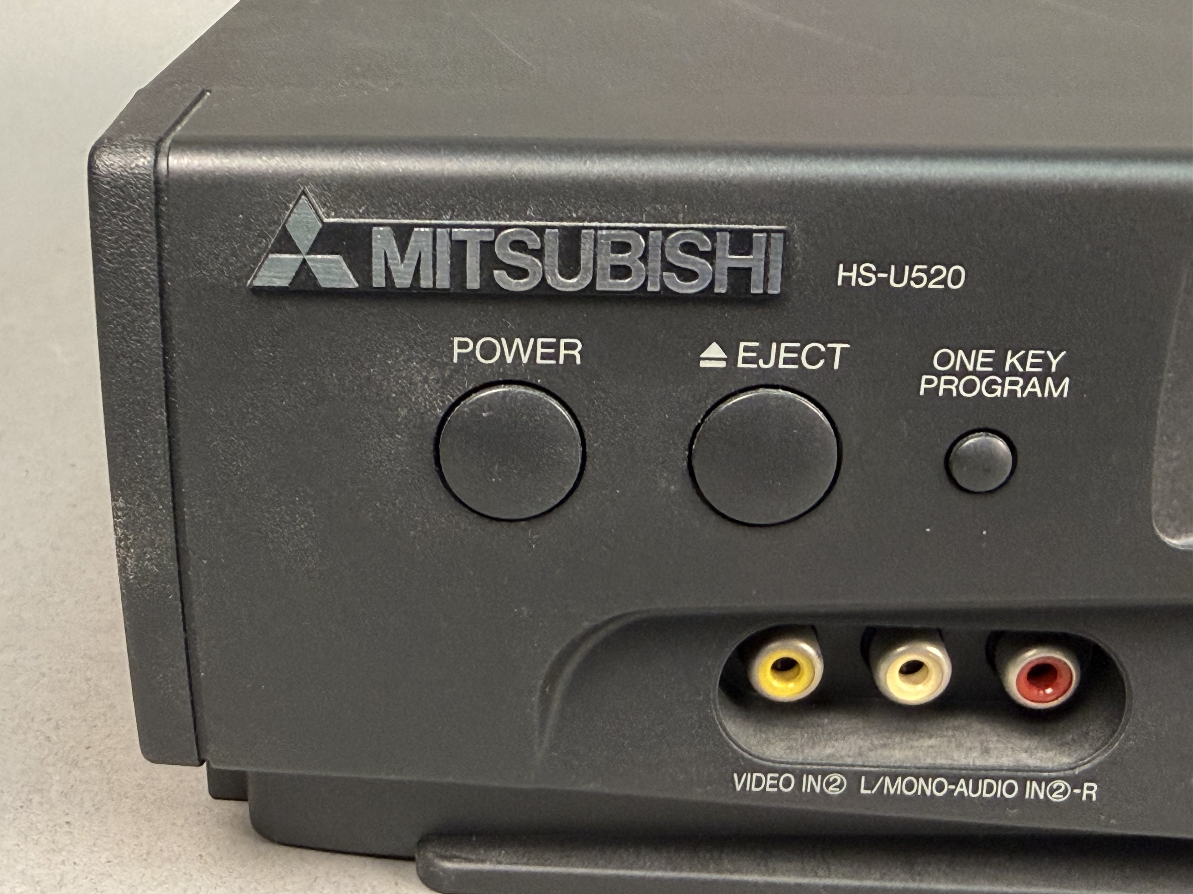 Mitsubishi HS-U520 Stereo VHS VCR