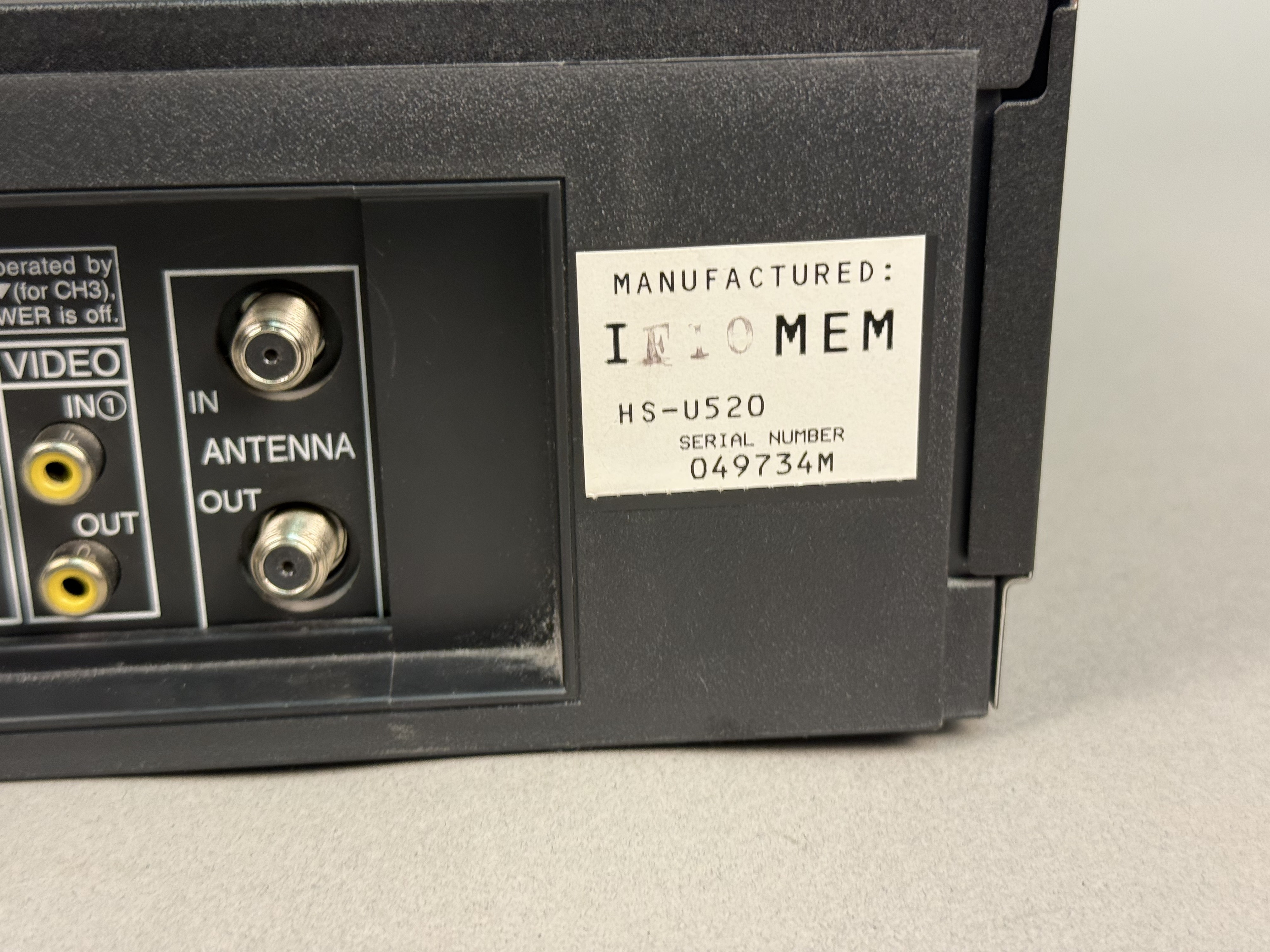 Mitsubishi HS-U520 Stereo VHS VCR