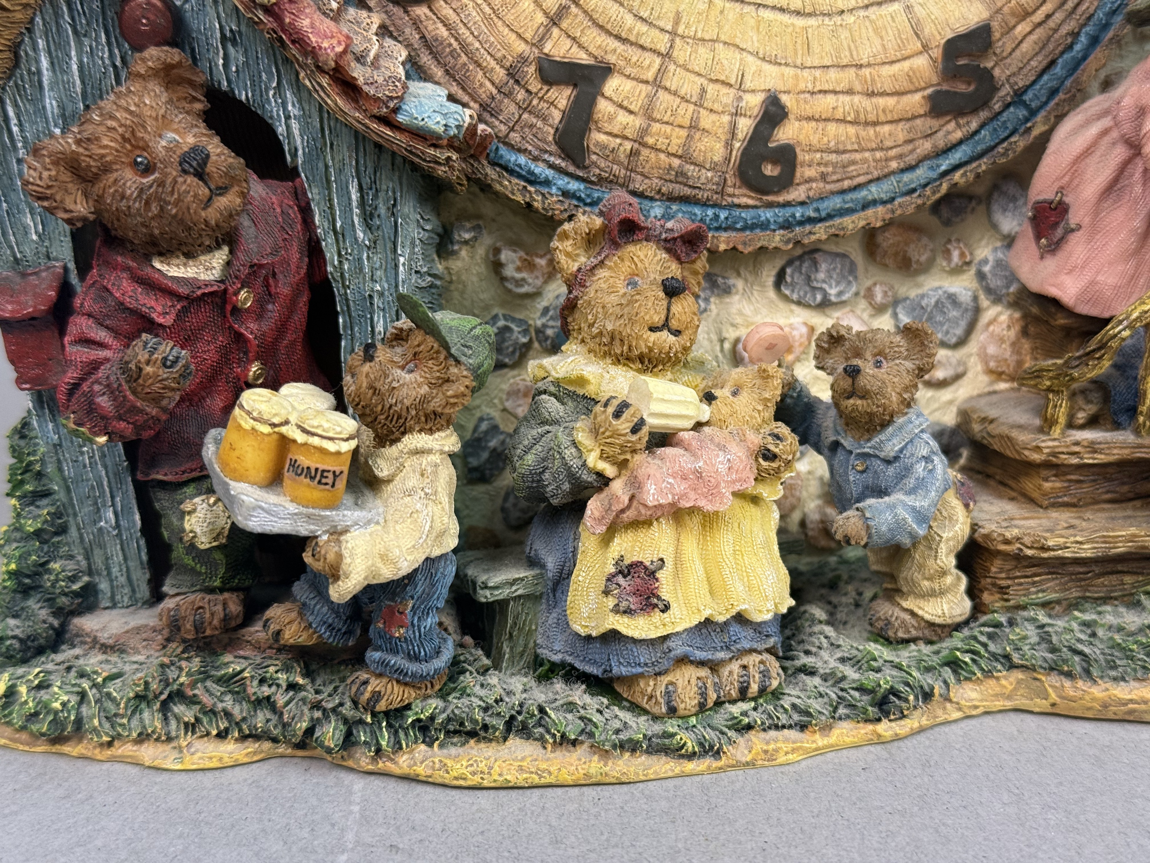 Boyds Bears Danbury Mint Collector Clock