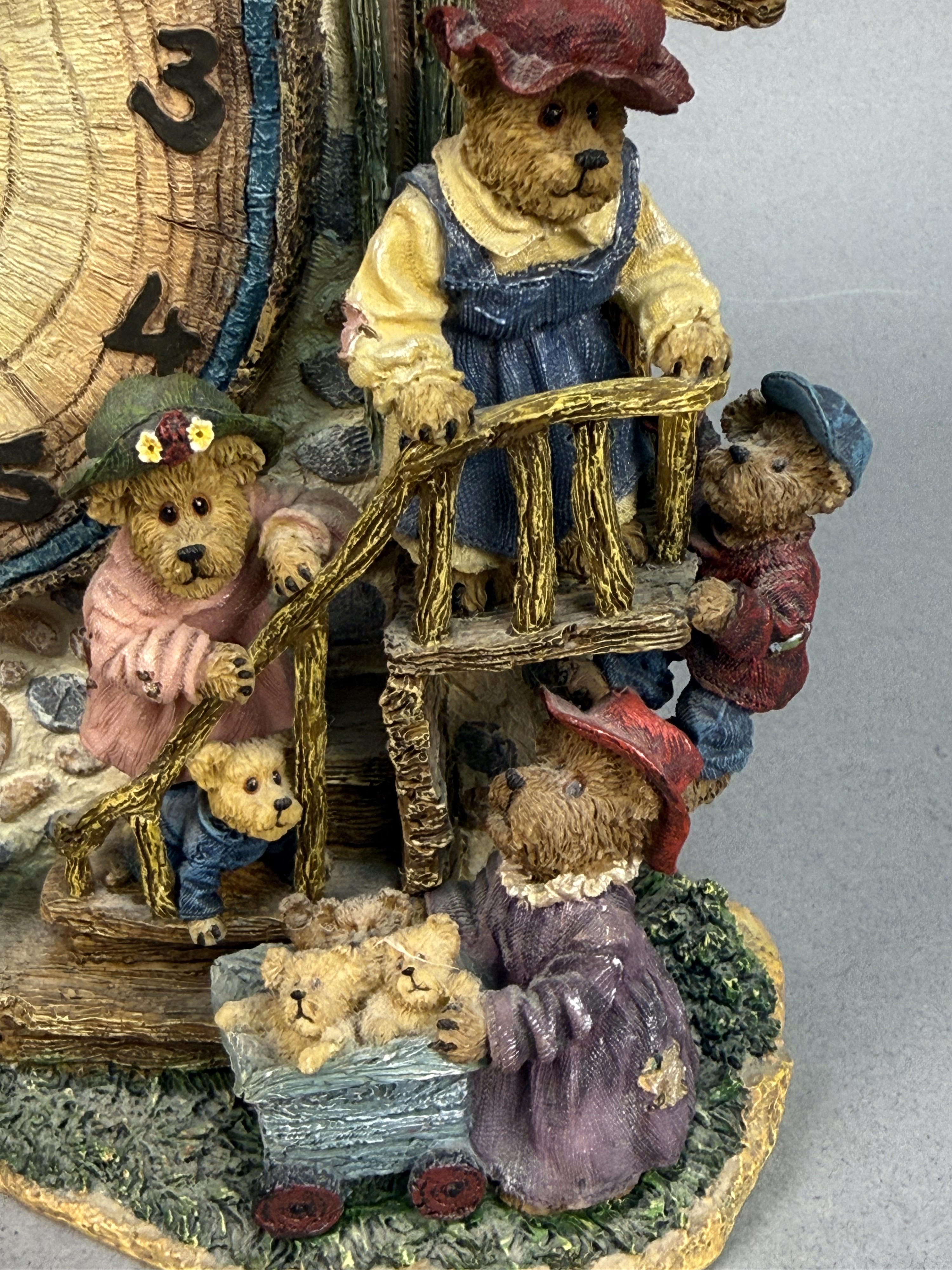 Boyds Bears Danbury Mint Collector Clock