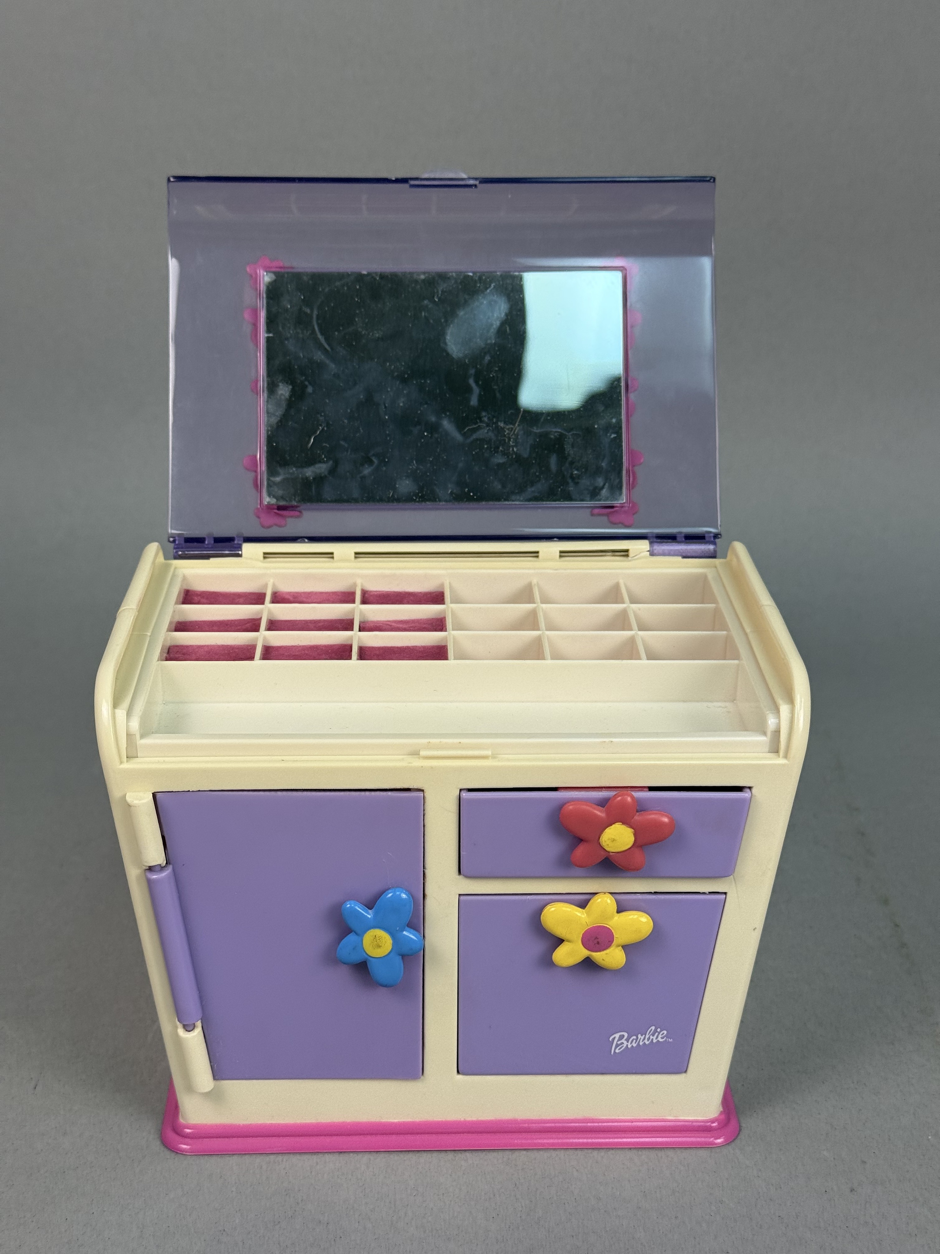 Barbie Tara Toy Plastic Jewelry Box