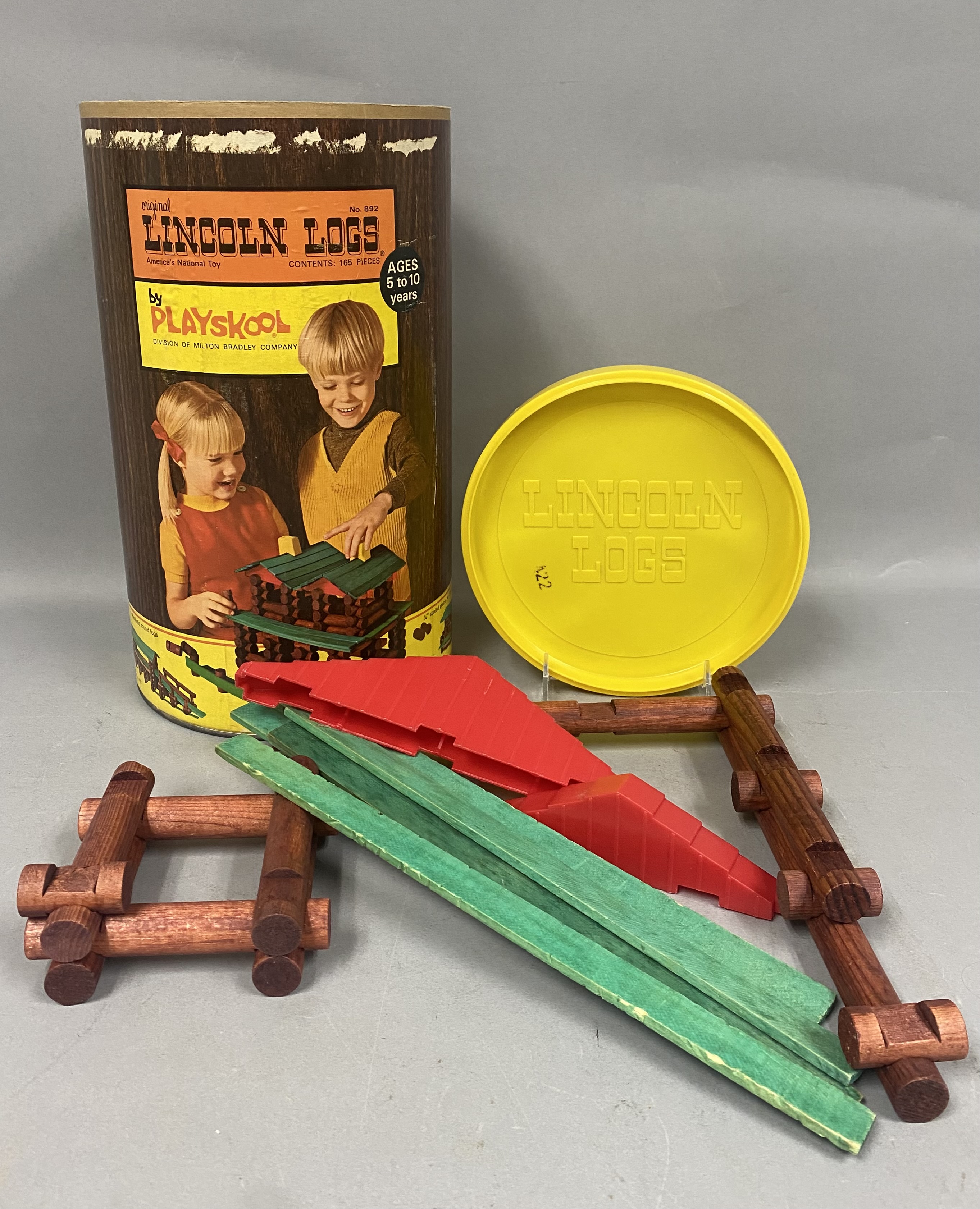 1969 Playskool Lincoln Logs No. 892 Set