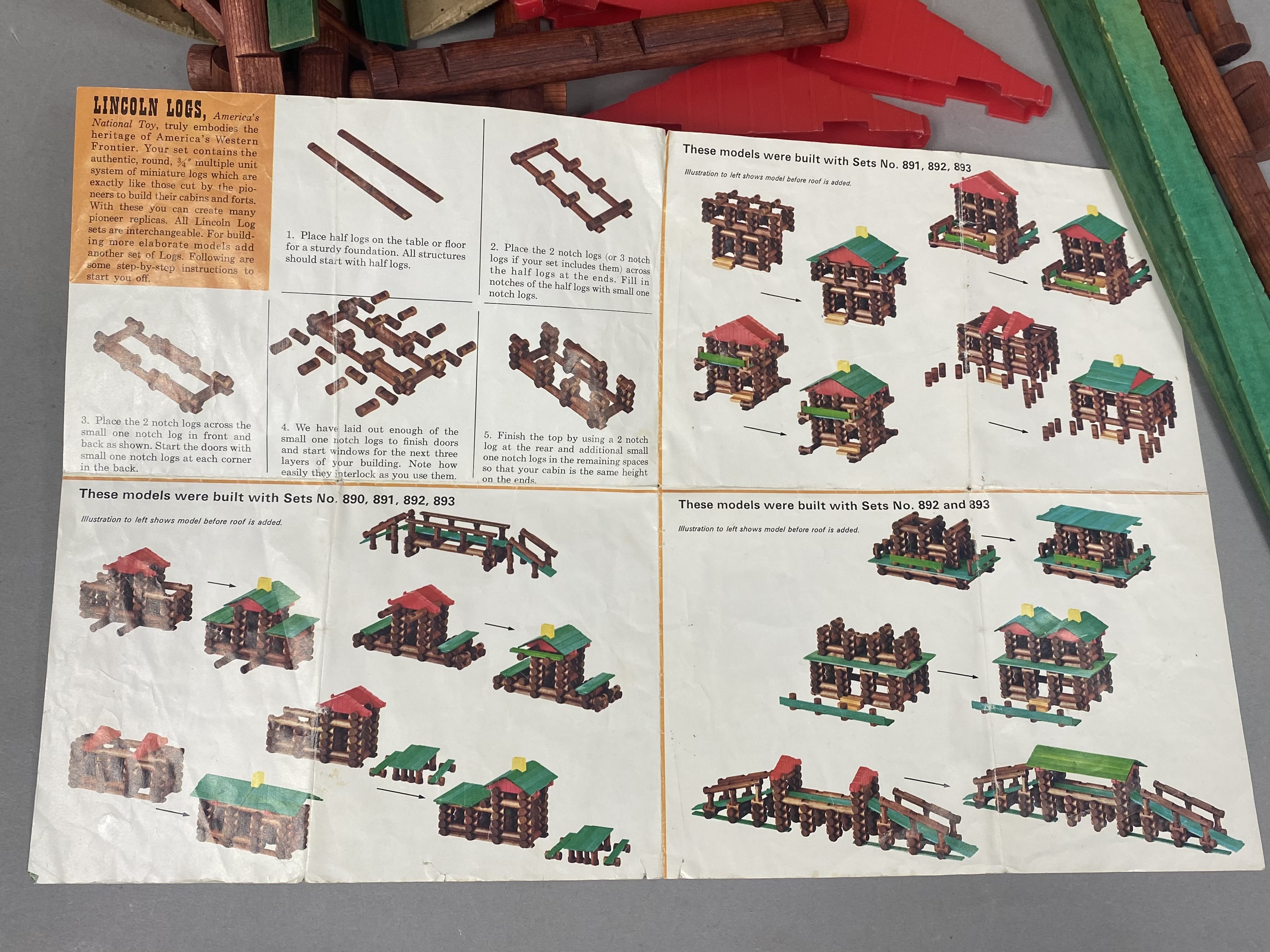 1969 Playskool Lincoln Logs No. 892 Set