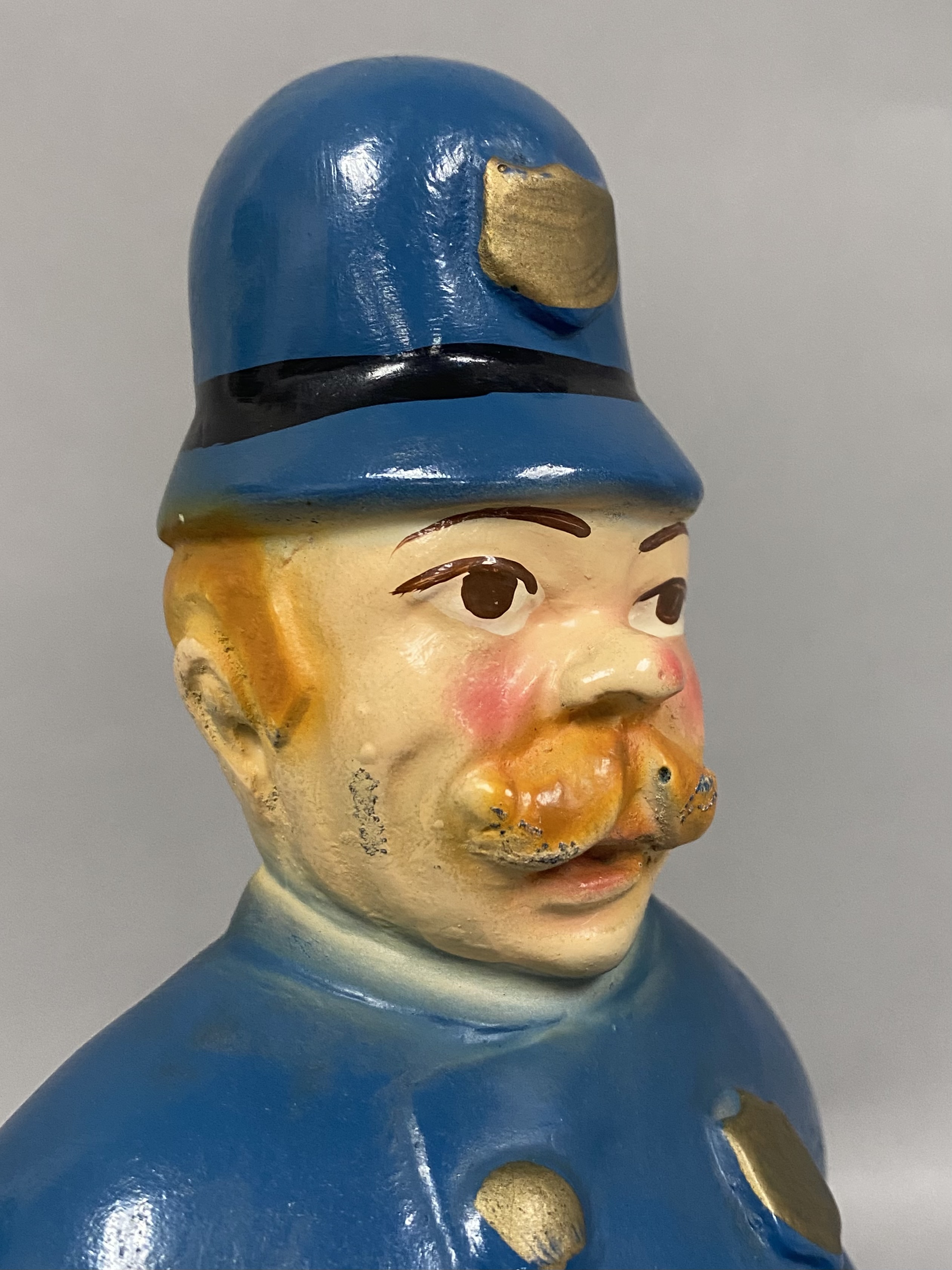 Cop-A-Pretzel Chalkware Policeman Novelty Pretzel Holder